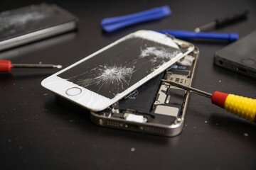 IPhone/Android Phone Screen Replacement