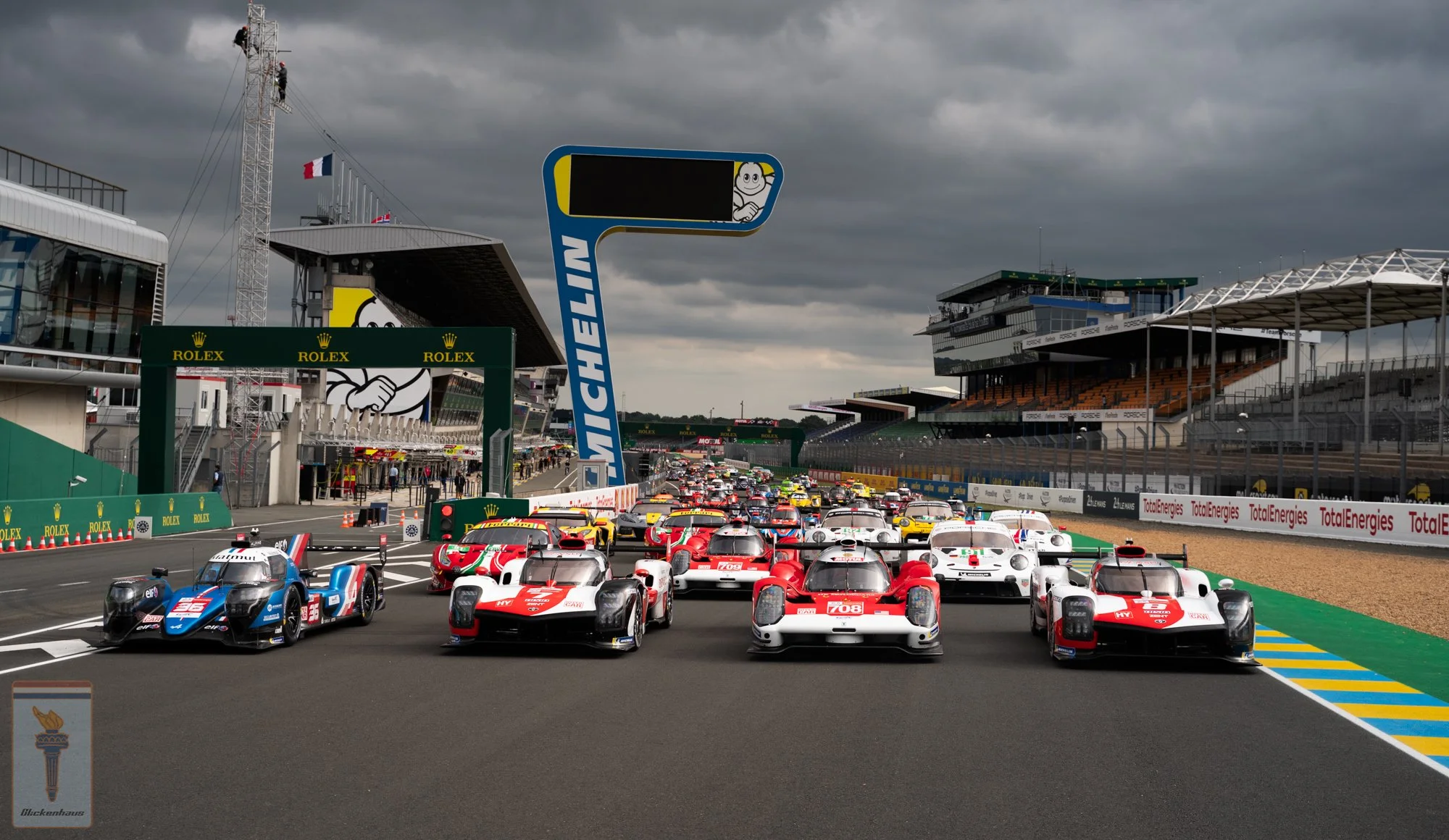 Hide Ishura_StudioZero EU___1SZ1953m.jpg