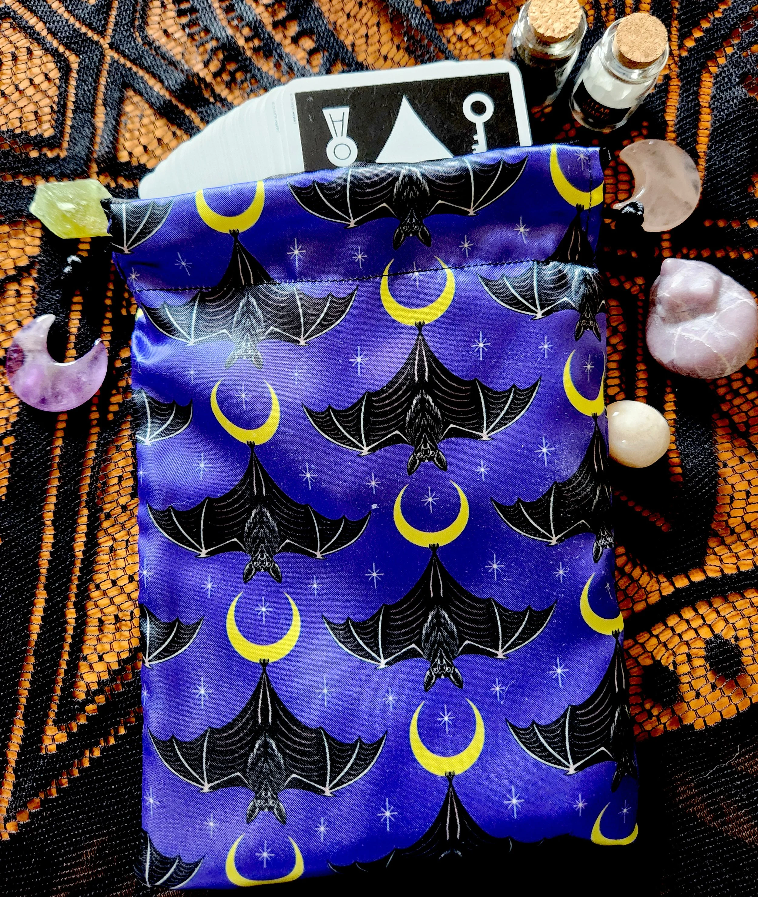 hanging bats_tarot_open.jpg