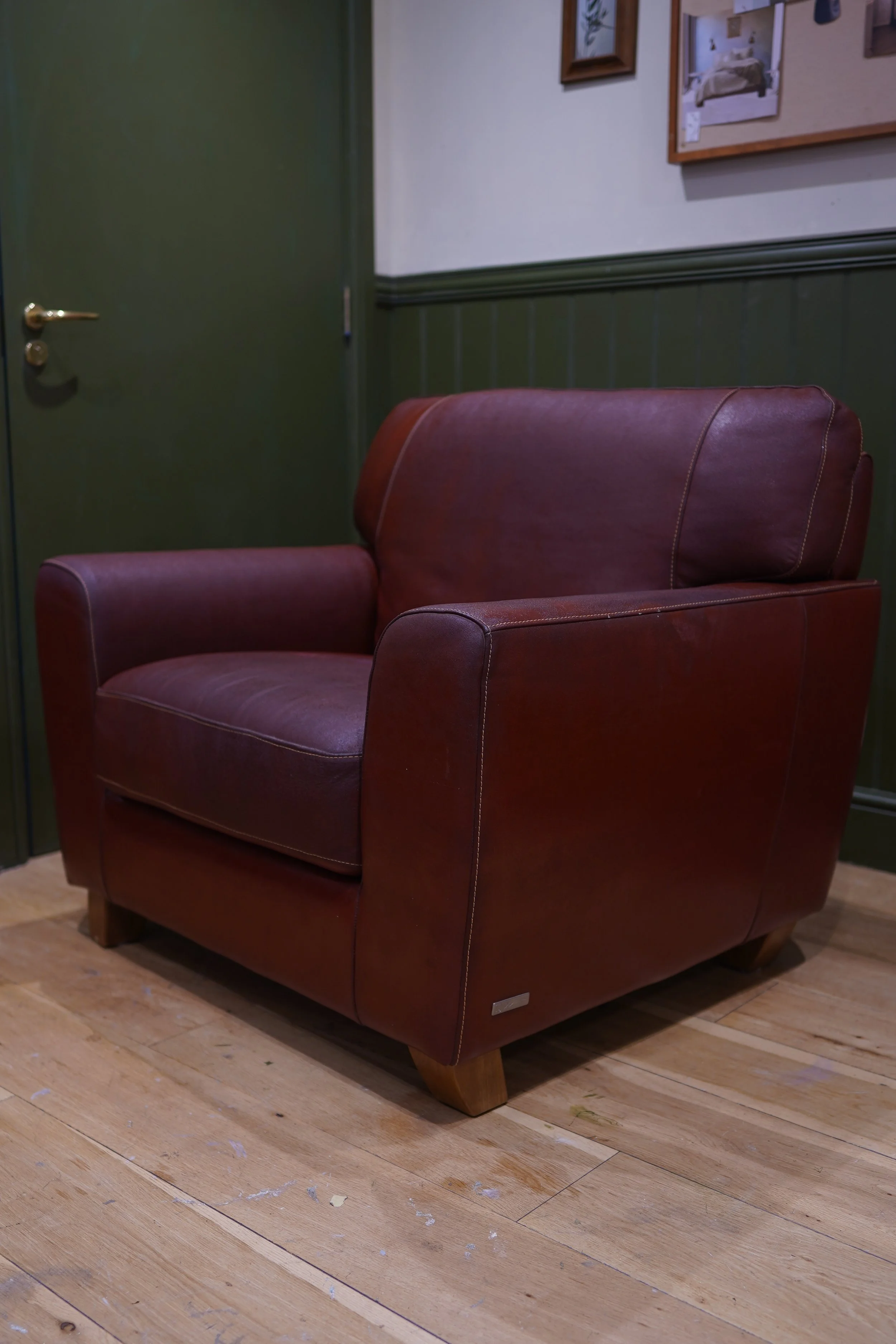 Vintage 1980s Italian Postmodern Armchair in Deep Burgundy Full-Grain Leather by J.H. Hicolity