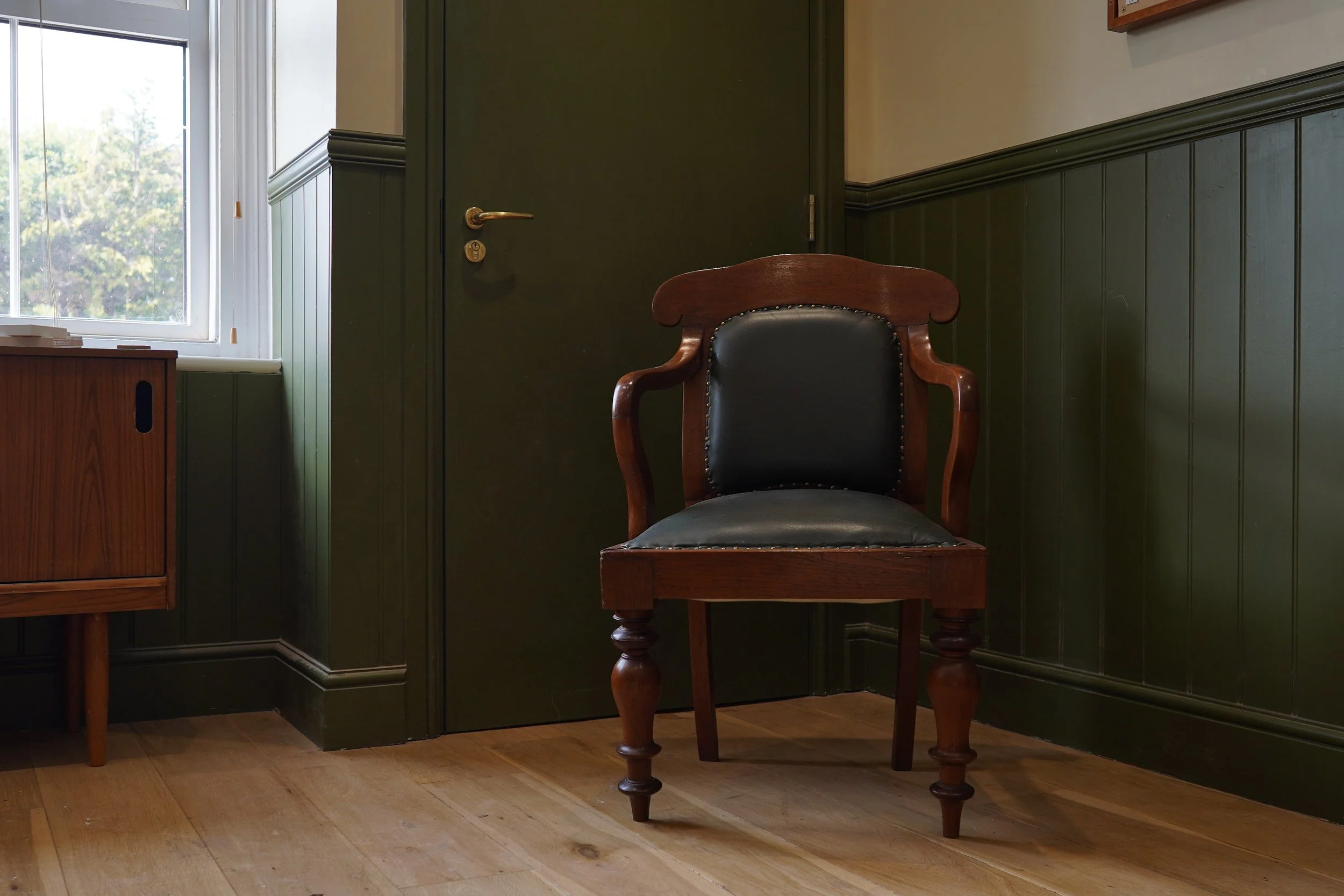 Pair of Late 19th Century Victorian Mahogany Library Chairs