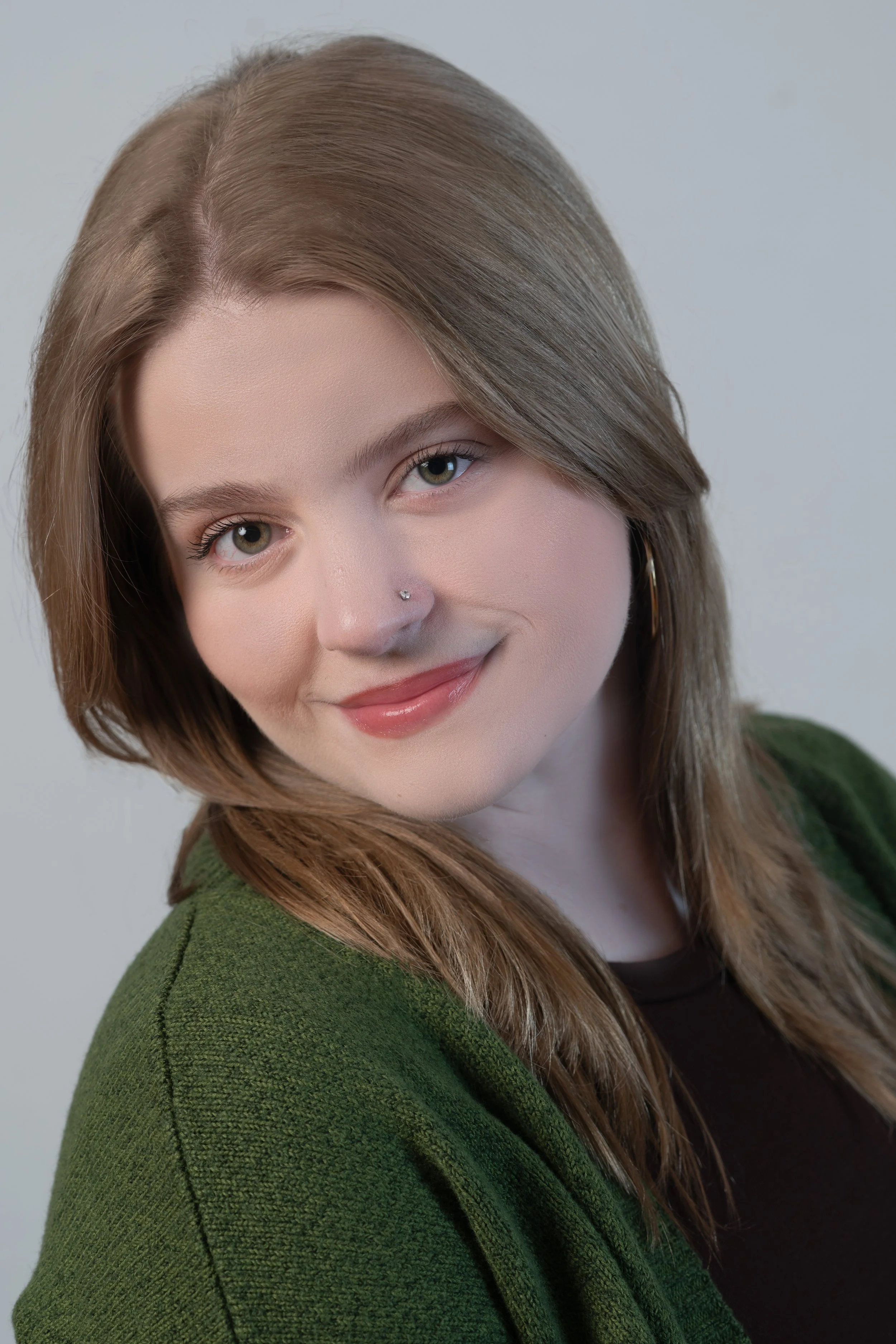 Headshot of female actress