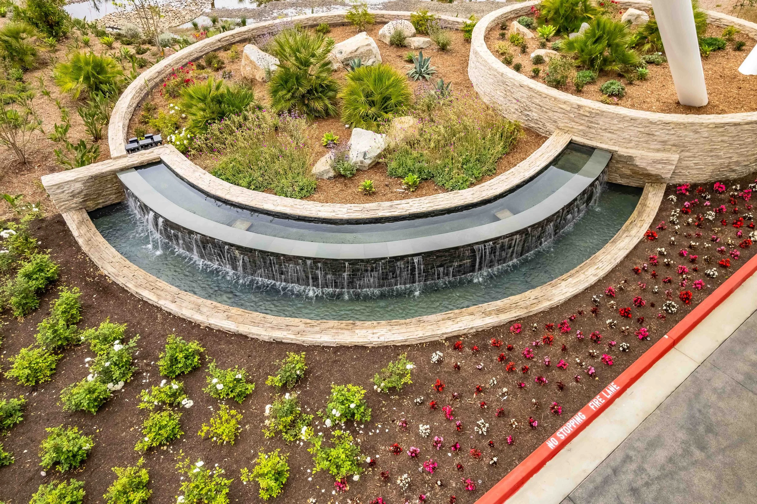 Porte Cochere Outdoor Fountain