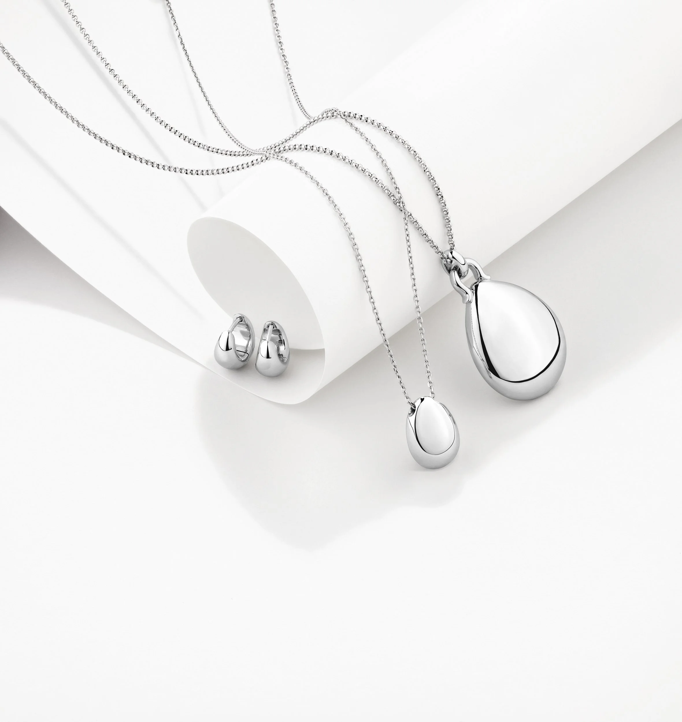 flatlay-styled--australian-hero-campaign-jewellery photography046.jpg