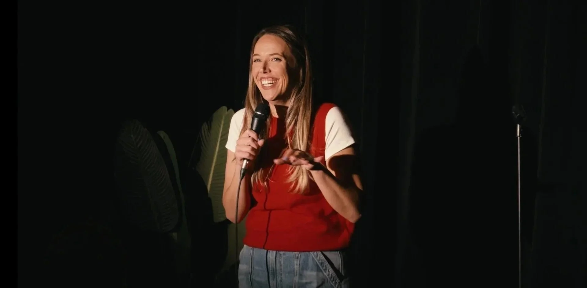 
Kelsey Hamilton | A Very Professional Comedian