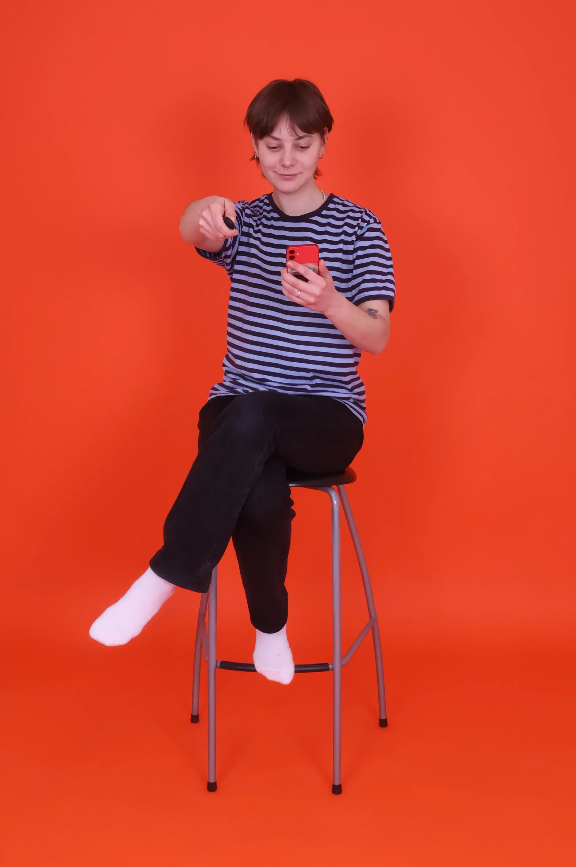 self-portrait-studio-espoo-mirror-lab.png