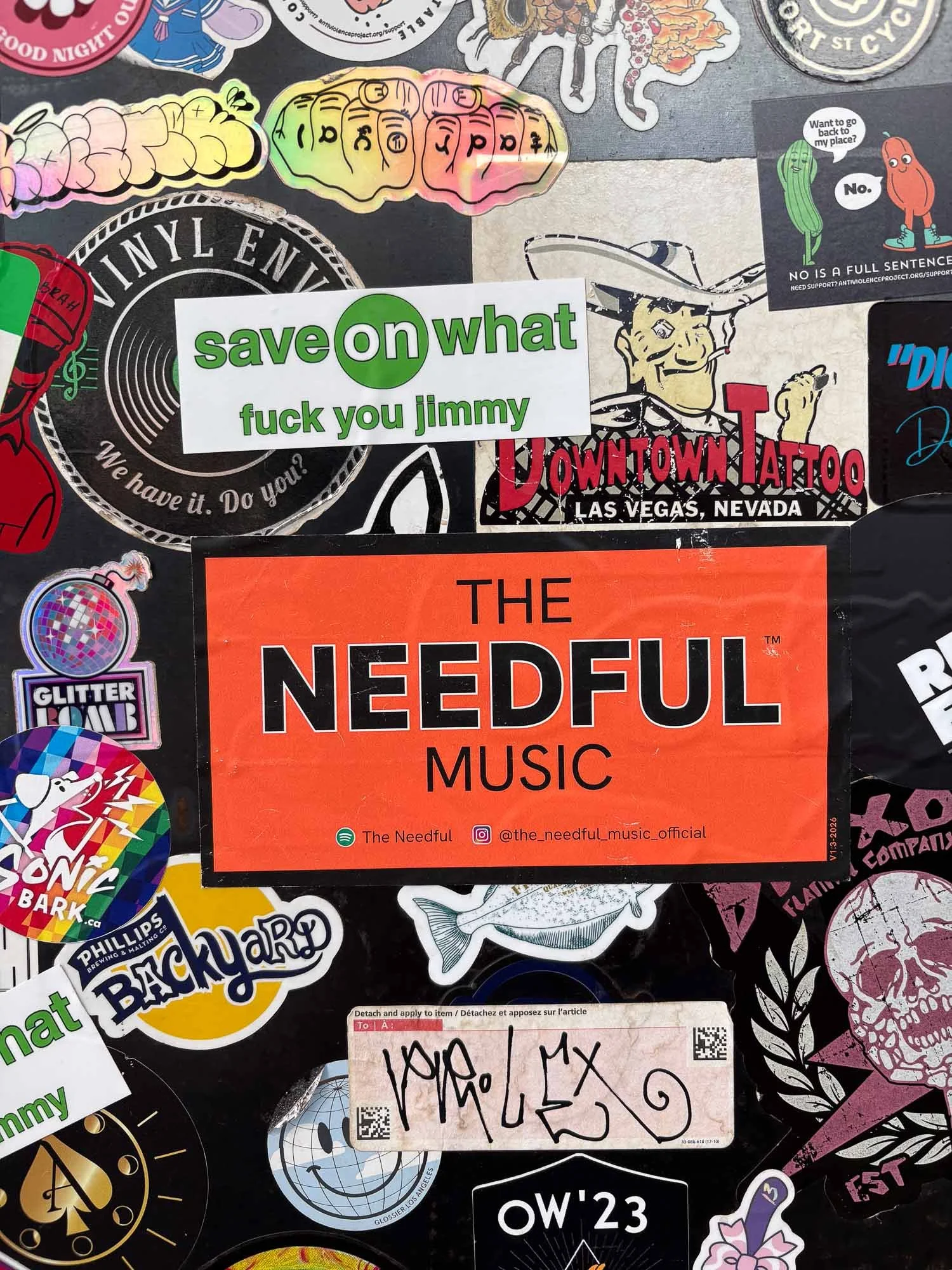 the-neeful-music-sticker-orange-closeup.jpg