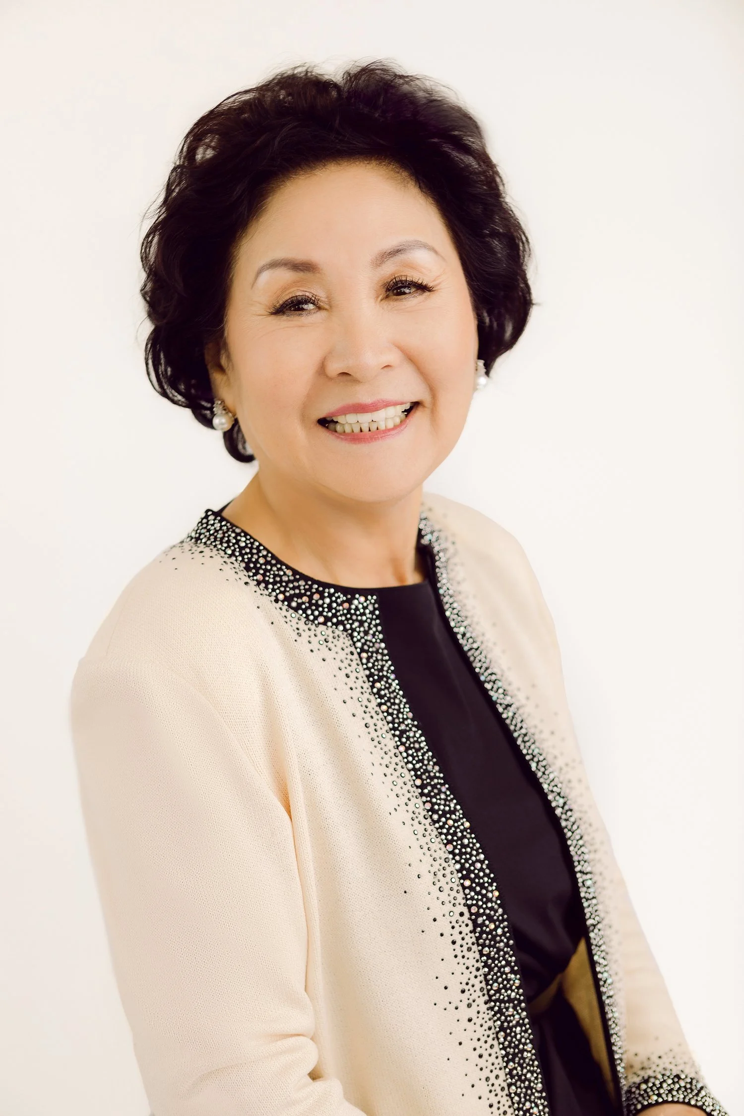 Elegant woman in soft lighting studio photography serving Arcadia and Pasadena area