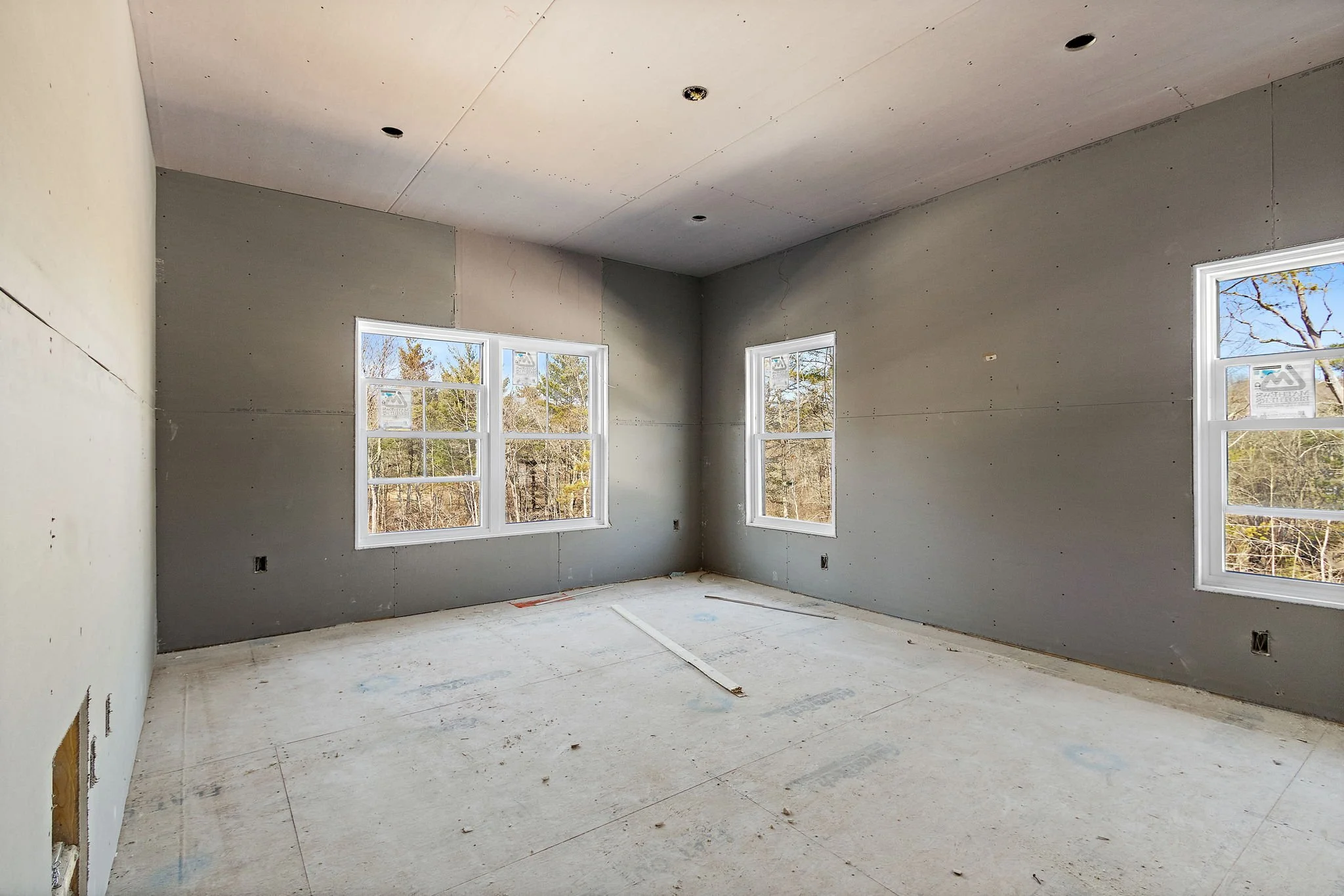 22-web-or-mls-20 Holly Way-11.jpg