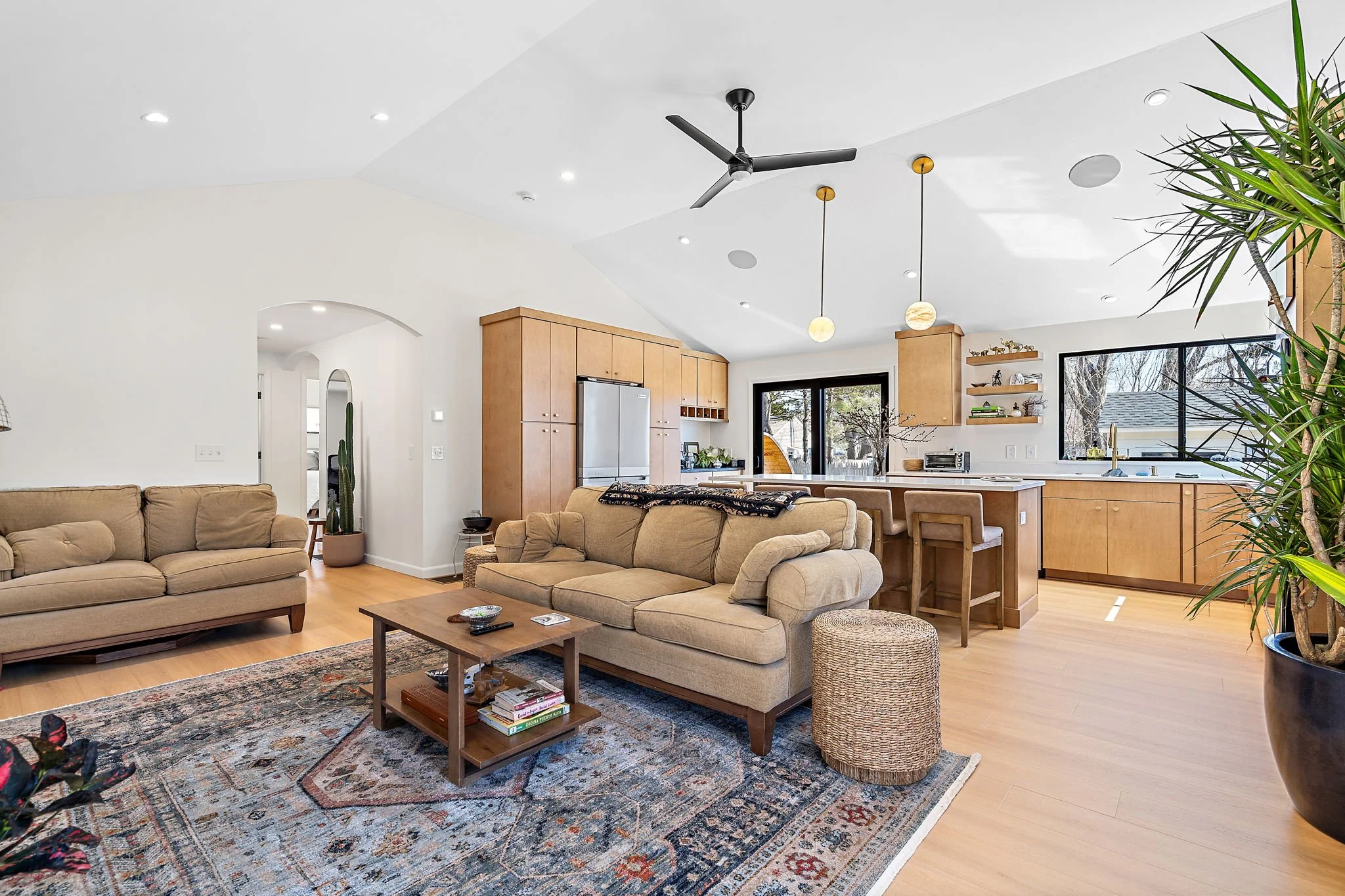 9-web-or-mls-863 Middlebridge-7.jpg