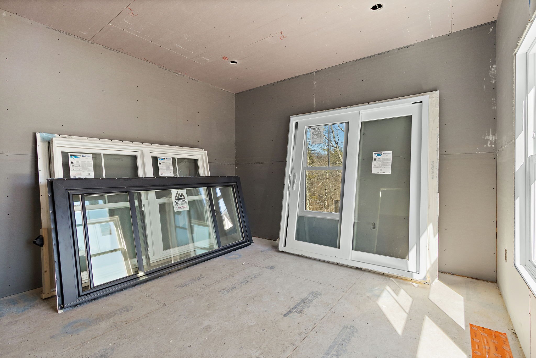 27-web-or-mls-20 Holly Way-16.jpg