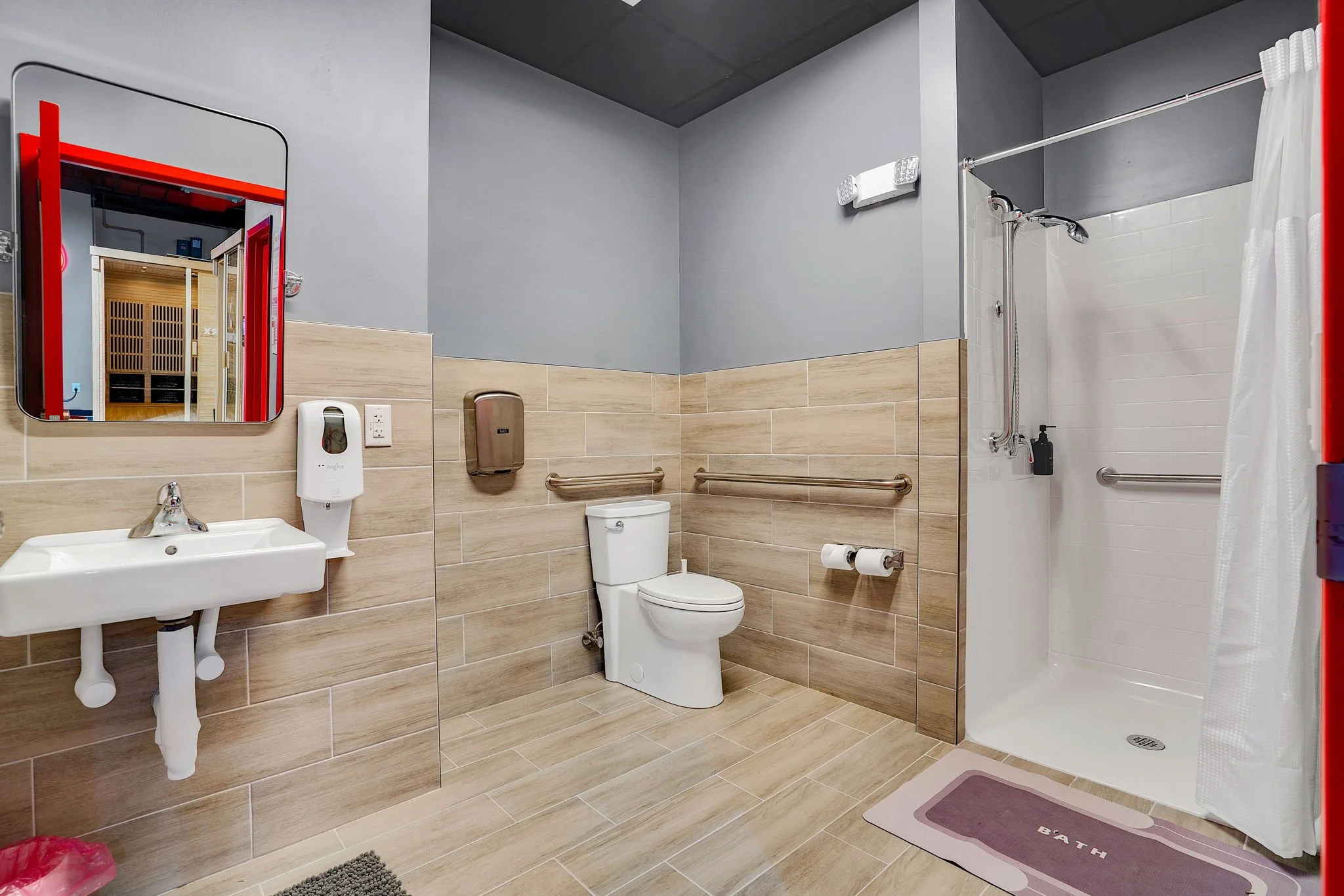 33-web-or-mls-Hotworx-19.jpg