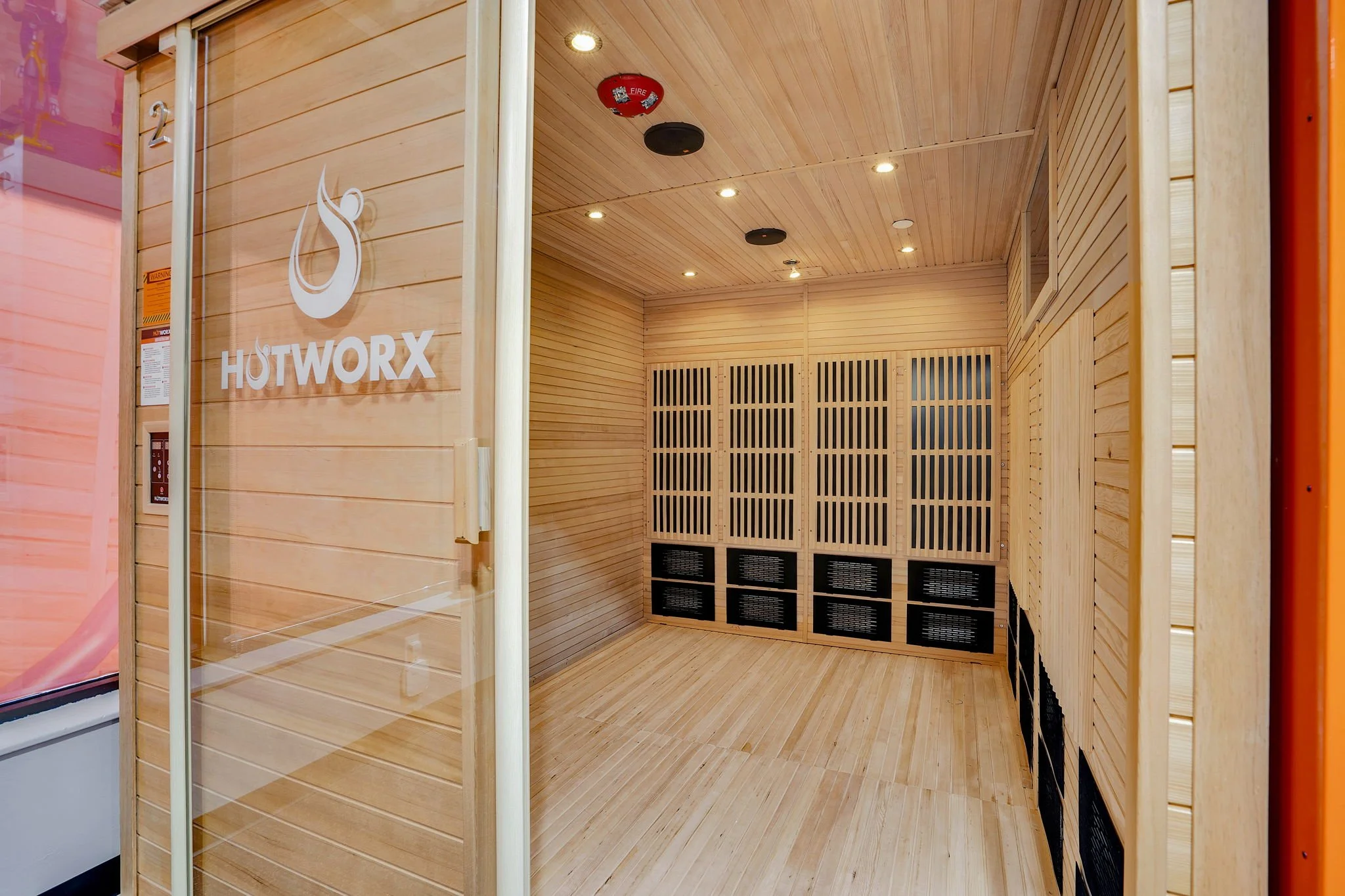 30-web-or-mls-Hotworx-16.jpg