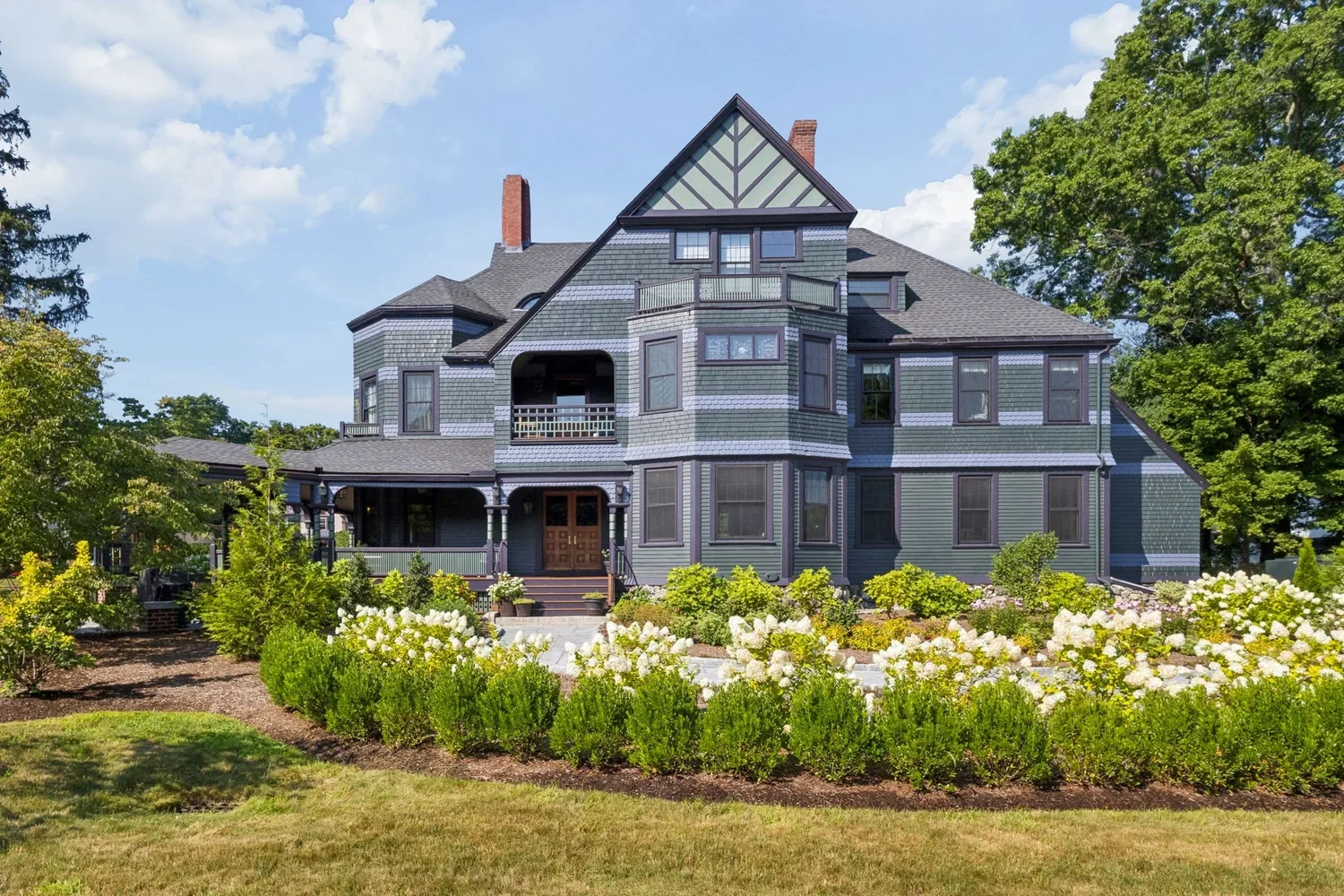 Landmark Estate