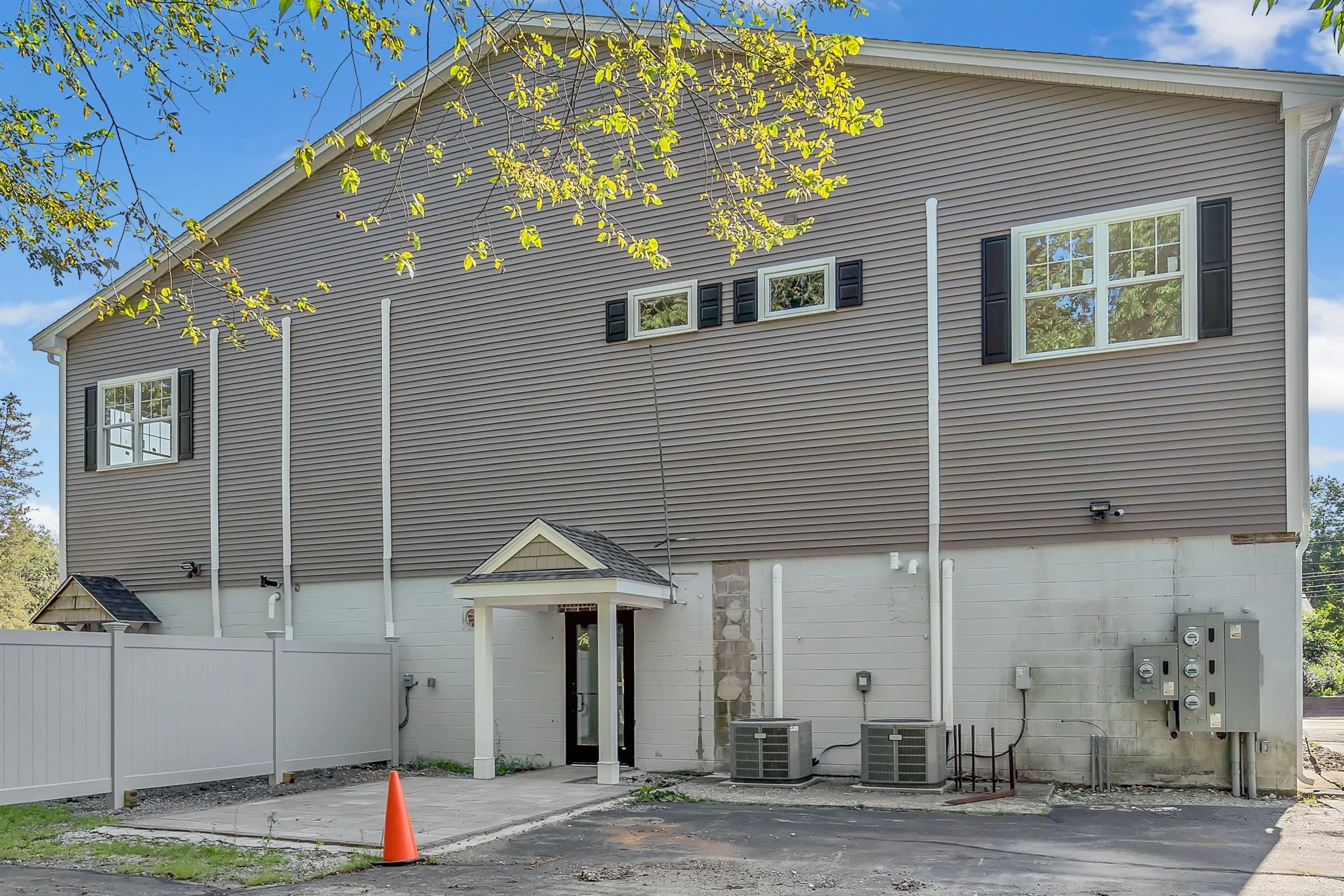 7-web-or-mls-Plainville-26.jpg