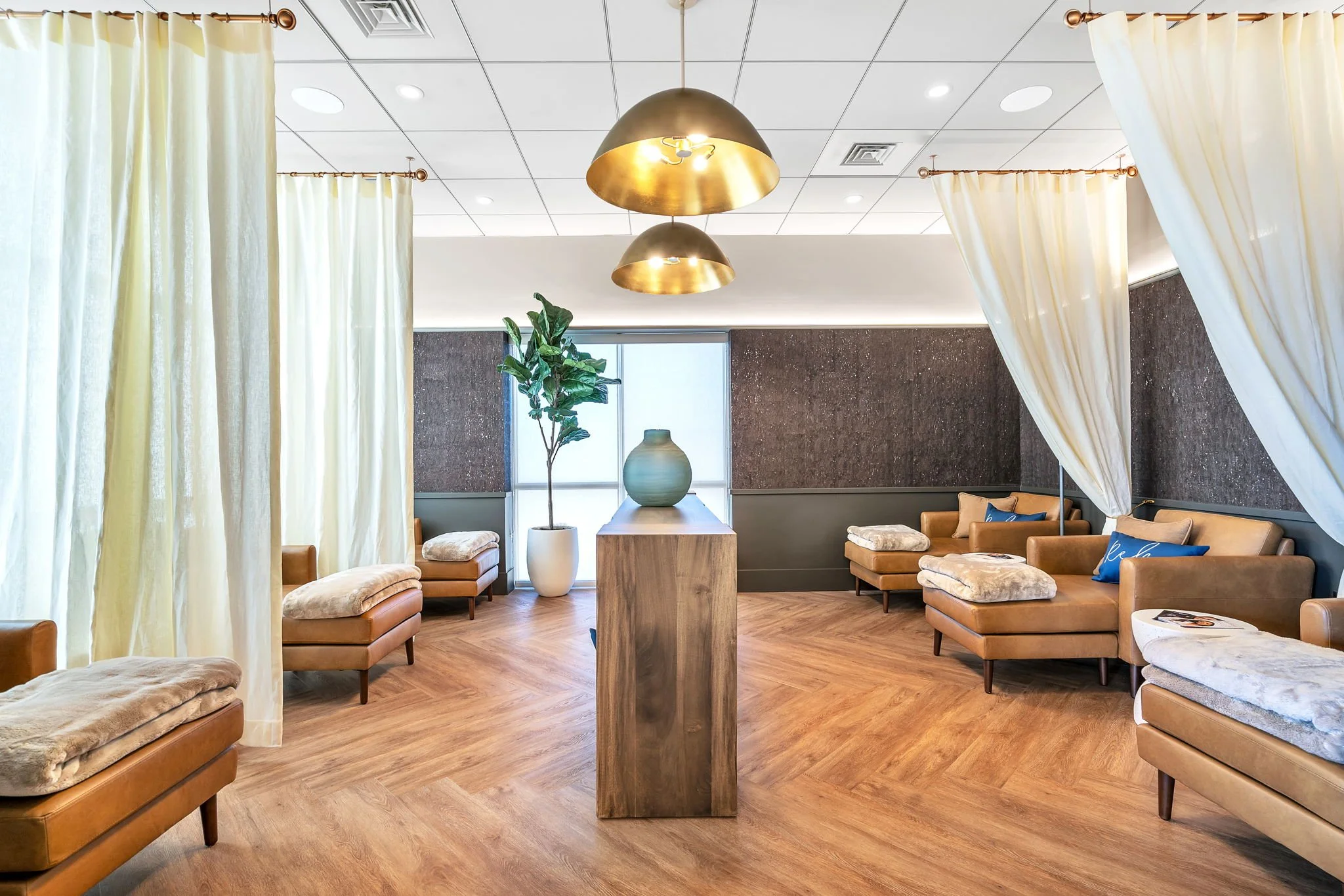 37-web-or-mls-Viva Med Spa-35.jpg