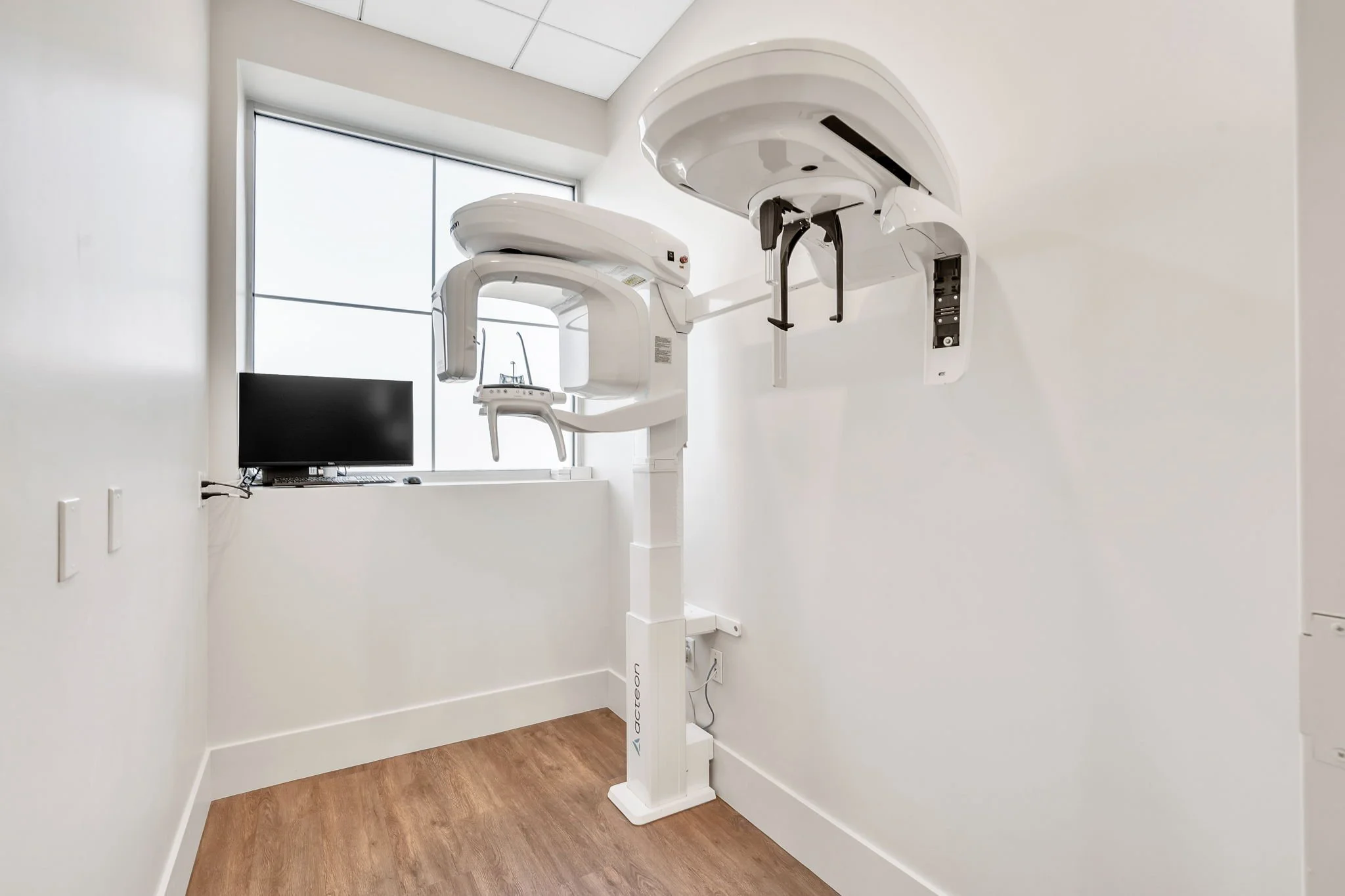18-web-or-mls-Viva Med Spa-16.jpg