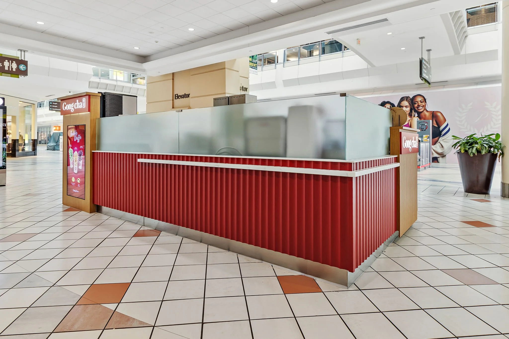 6-web-or-mls-Gong Cha South Shore Plaza-6.jpg