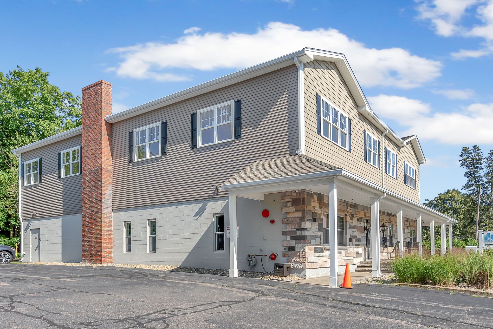 4-web-or-mls-Plainville-29.jpg