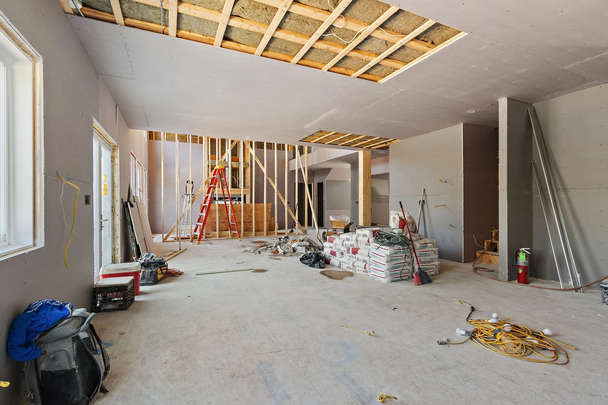 18-web-or-mls-20 Holly Way-7.jpg