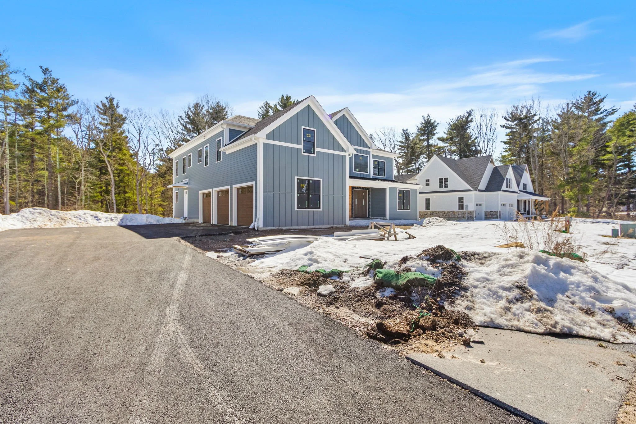 1-web-or-mls-15 Isabella Circle-40.jpg