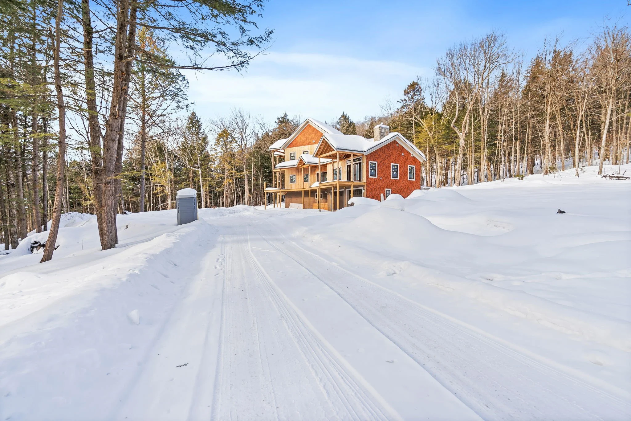 1-web-or-mls-Stowe VT-79.jpg
