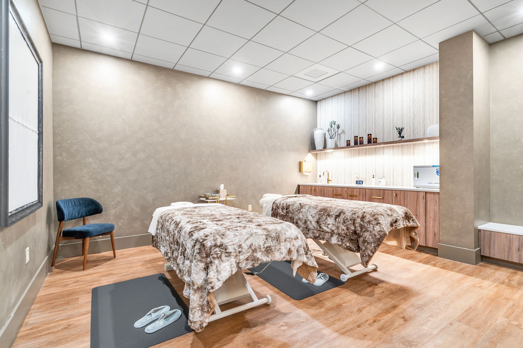 23-web-or-mls-Viva Med Spa-21.jpg