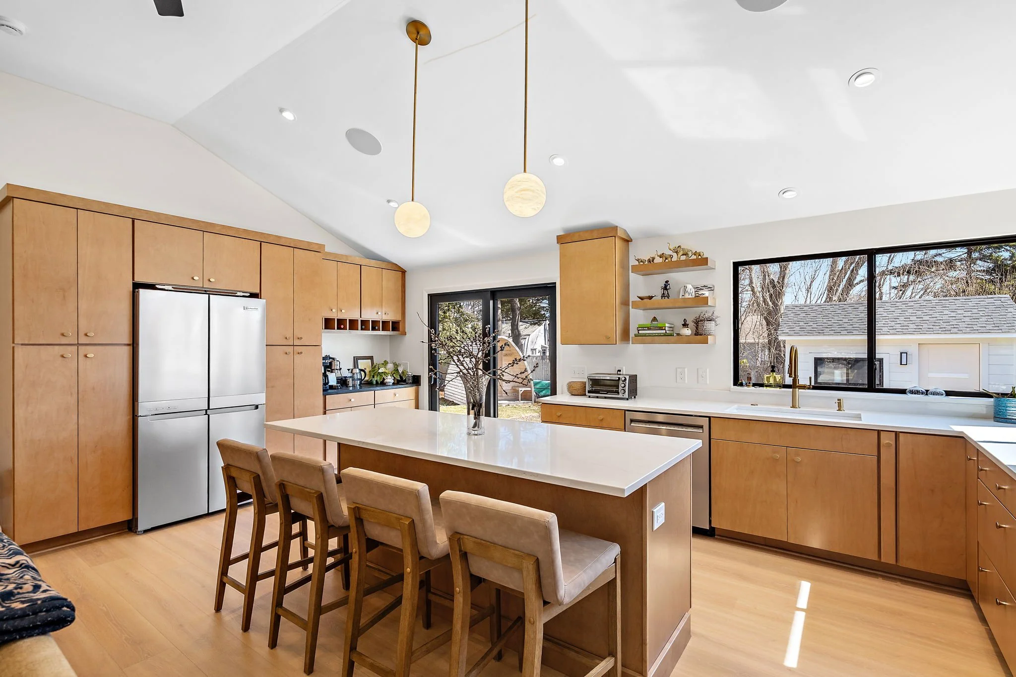 12-web-or-mls-863 Middlebridge-10.jpg