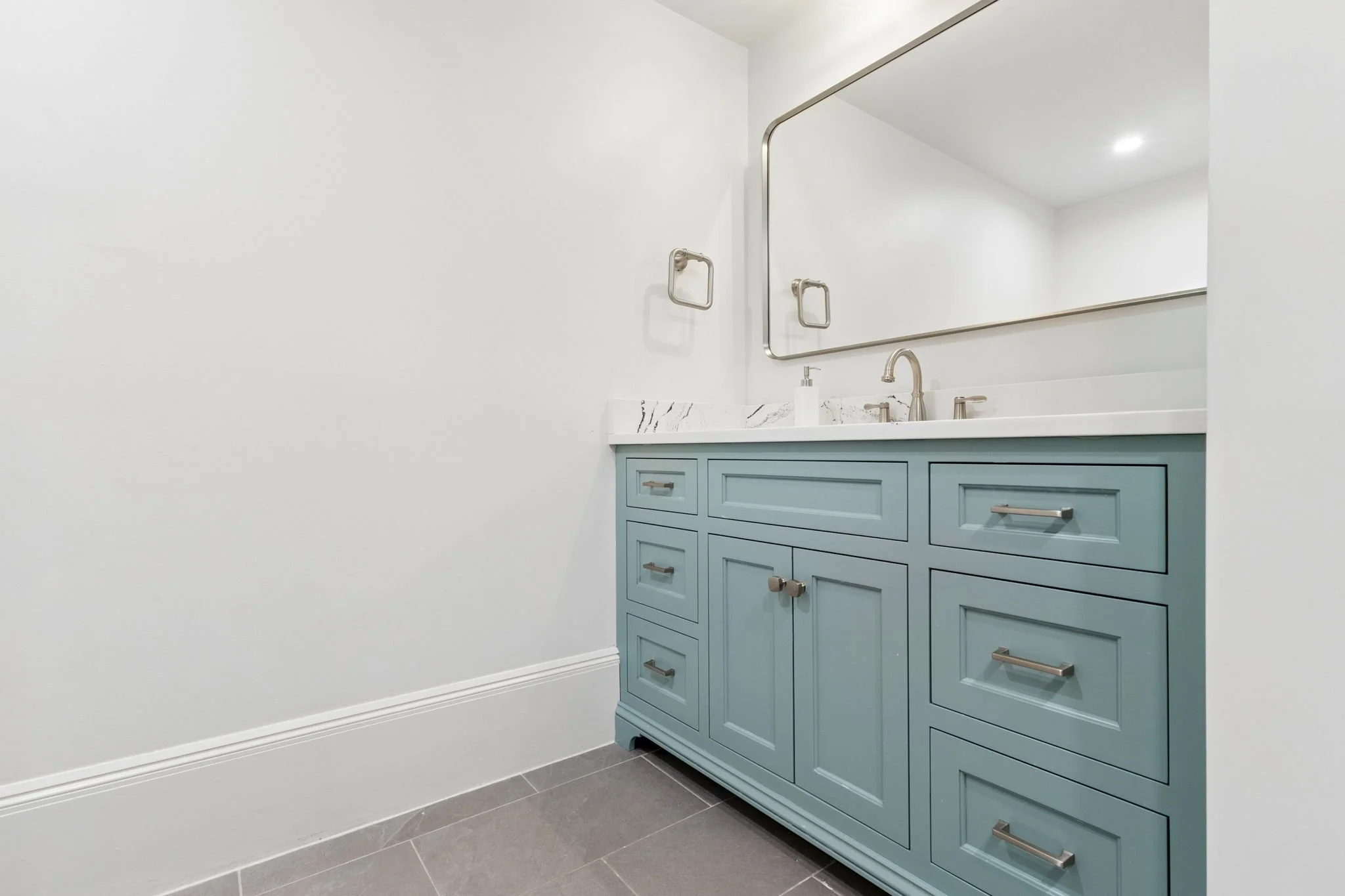 61-web-or-mls-270 Exchange, Millis-69.jpg
