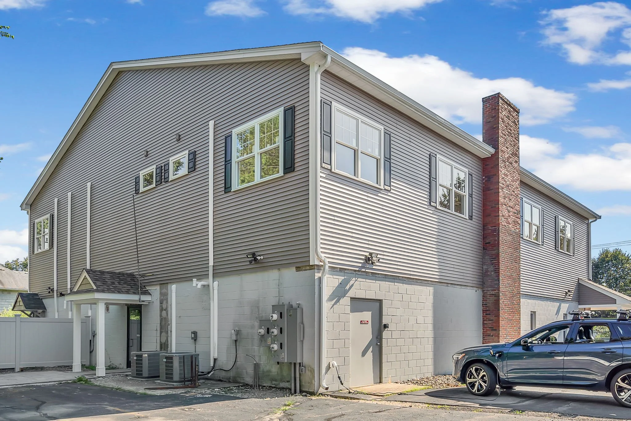 9-web-or-mls-Plainville-27.jpg