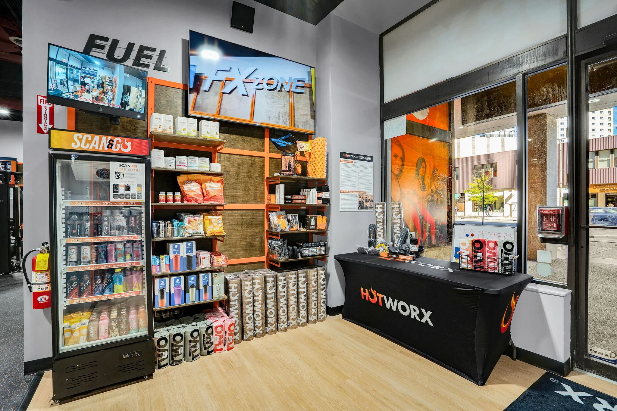 10-web-or-mls-Hotworx-42.jpg