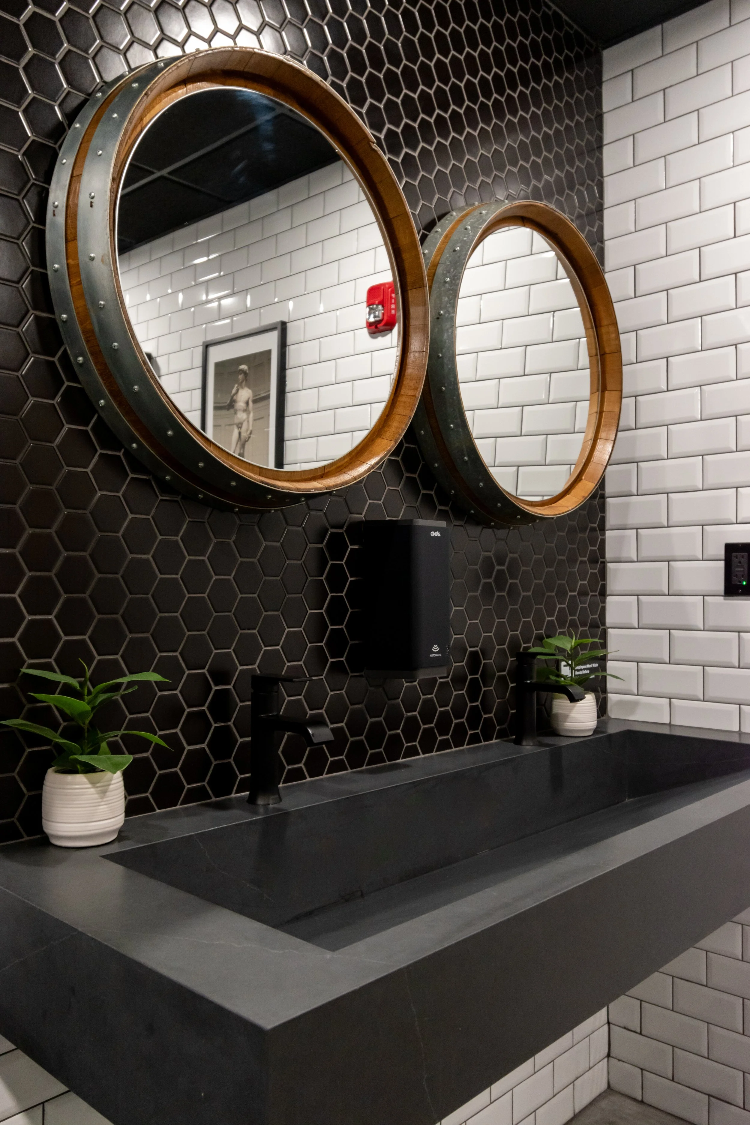 La Cantina-3.jpg