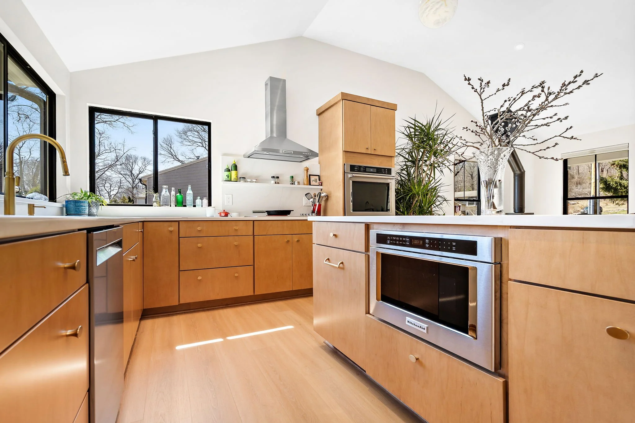22-web-or-mls-863 Middlebridge-20.jpg