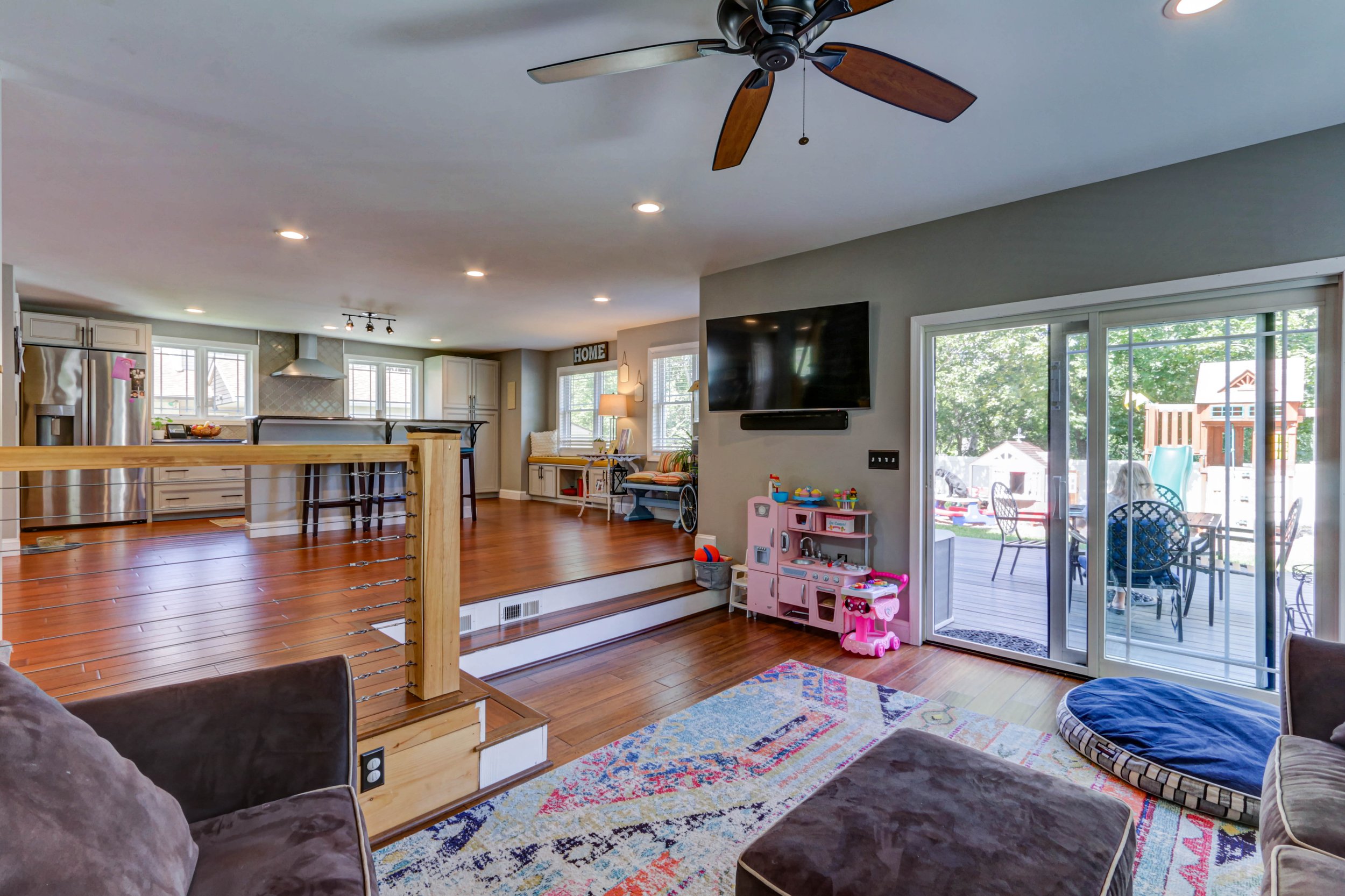 Dog Lady house -22.jpg