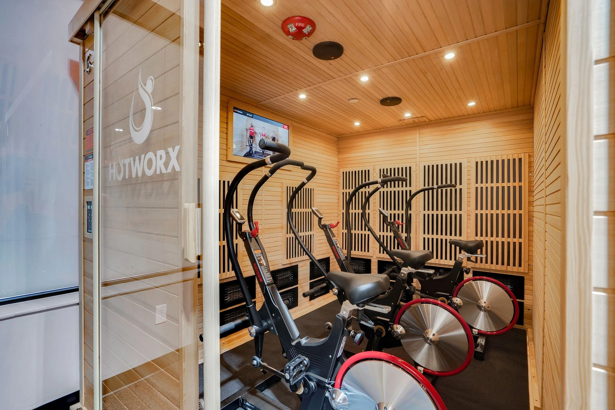 19-web-or-mls-Hotworx-3.jpg