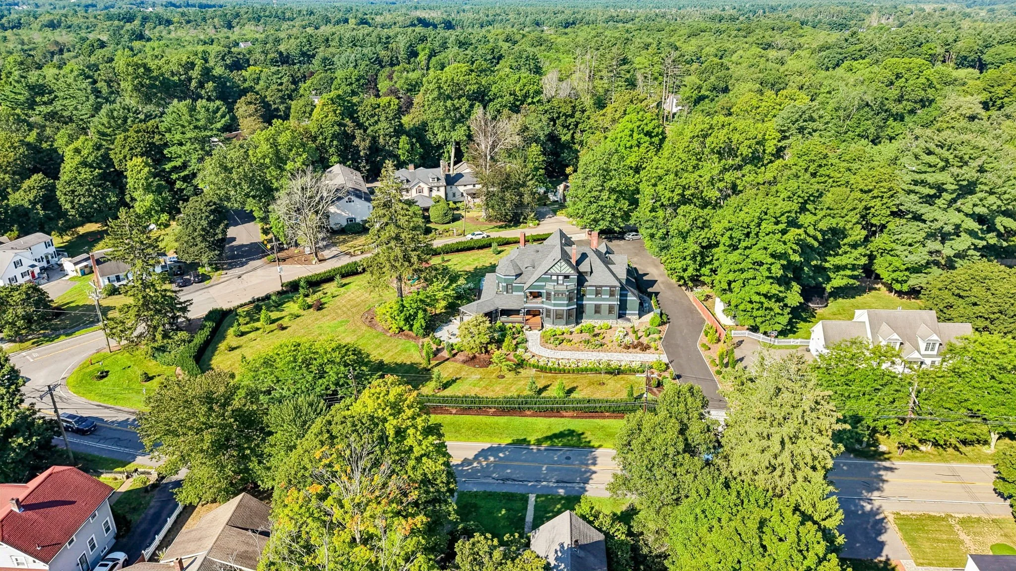 77-web-or-mls-270 Exchange, Millis-1.jpg