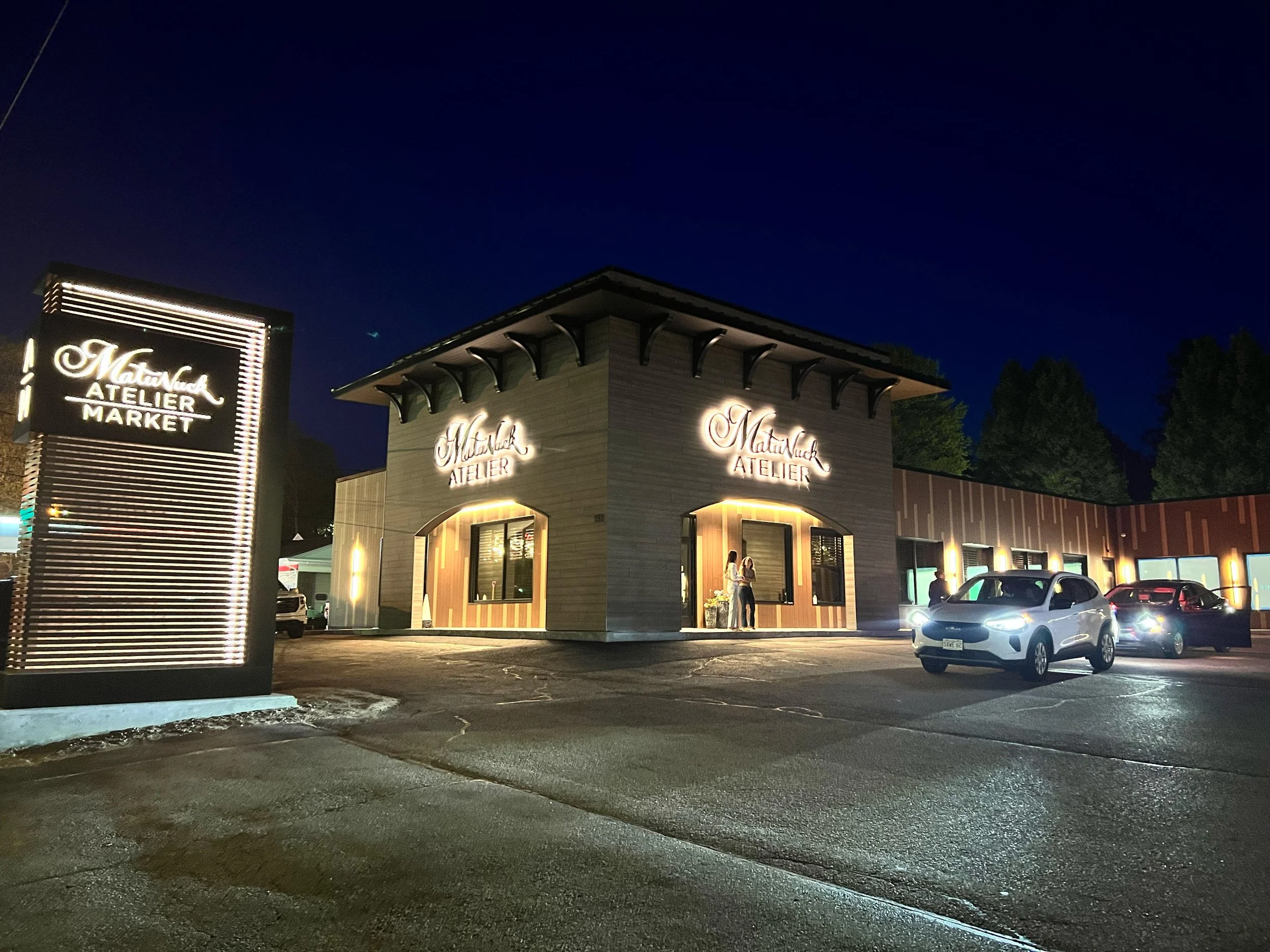 MAT_Atelier_1421_Exterior At Night.jpg