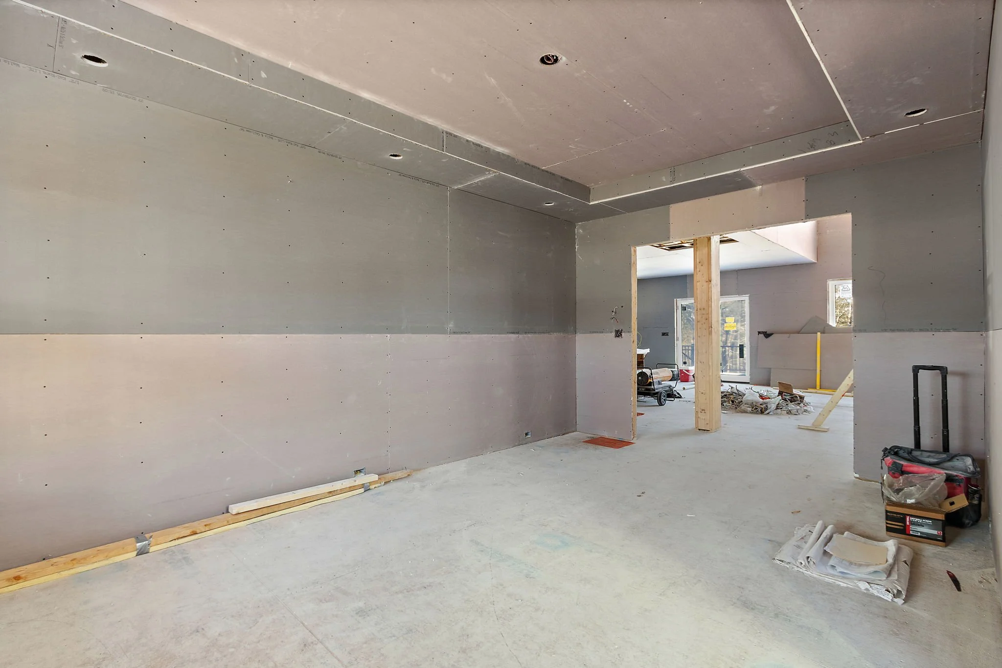14-web-or-mls-20 Holly Way-3.jpg