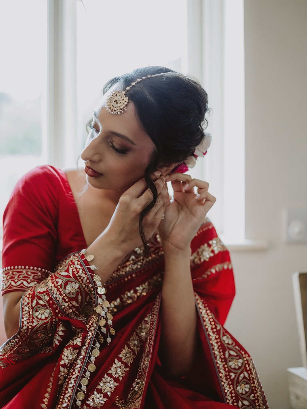 MULTI DAY WEDDINGS

Day one of S&amp;T&rsquo;s two day Oxfordshire wedding was nothing short of spectacular. A perfect blend of two cultures, celebrated in style at Caswell House. Dhol drummers, a dance off and a surprise three course English meal. S