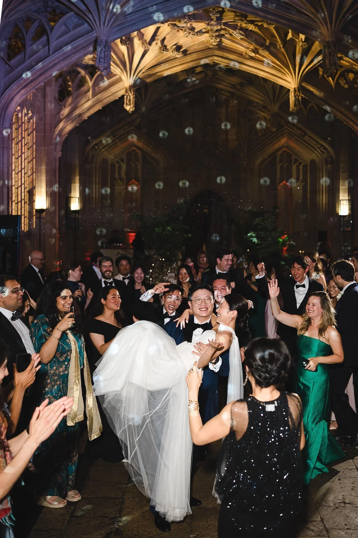 Bodleian-Library-Oxford-City-Wedding-Party-Agnes&Mike- 21.JPG