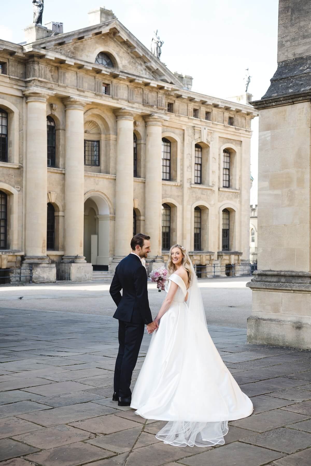 Bodleian-Library-Oxford-Wedding-Planner-Rebecca&Adam-WeddingsbyNicolaandGlen-Katie-Louise-Weddings-2.jpg