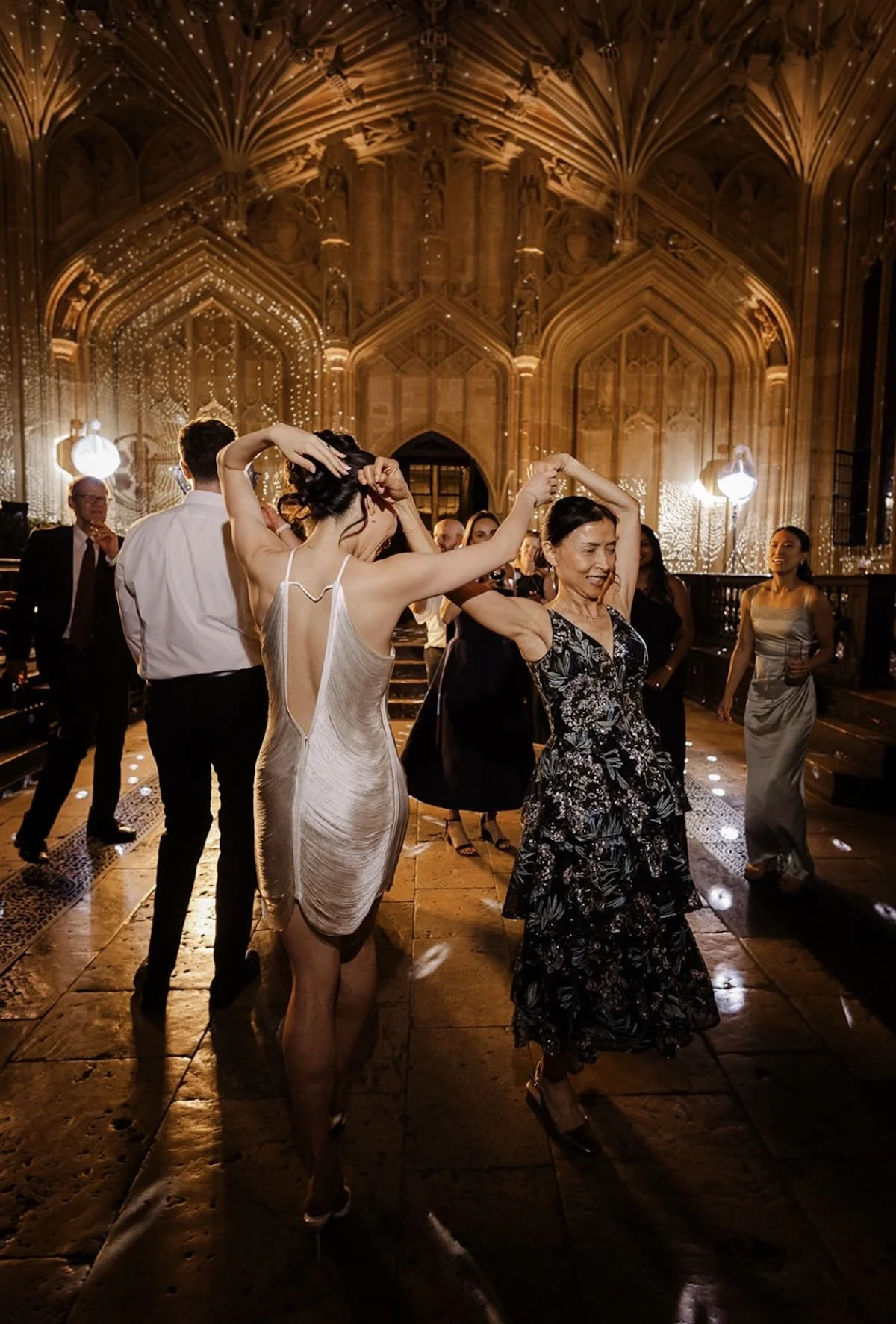 Bodleian-Library-Oxfordshire-Wedding-Aileen&Josh- 29.jpeg