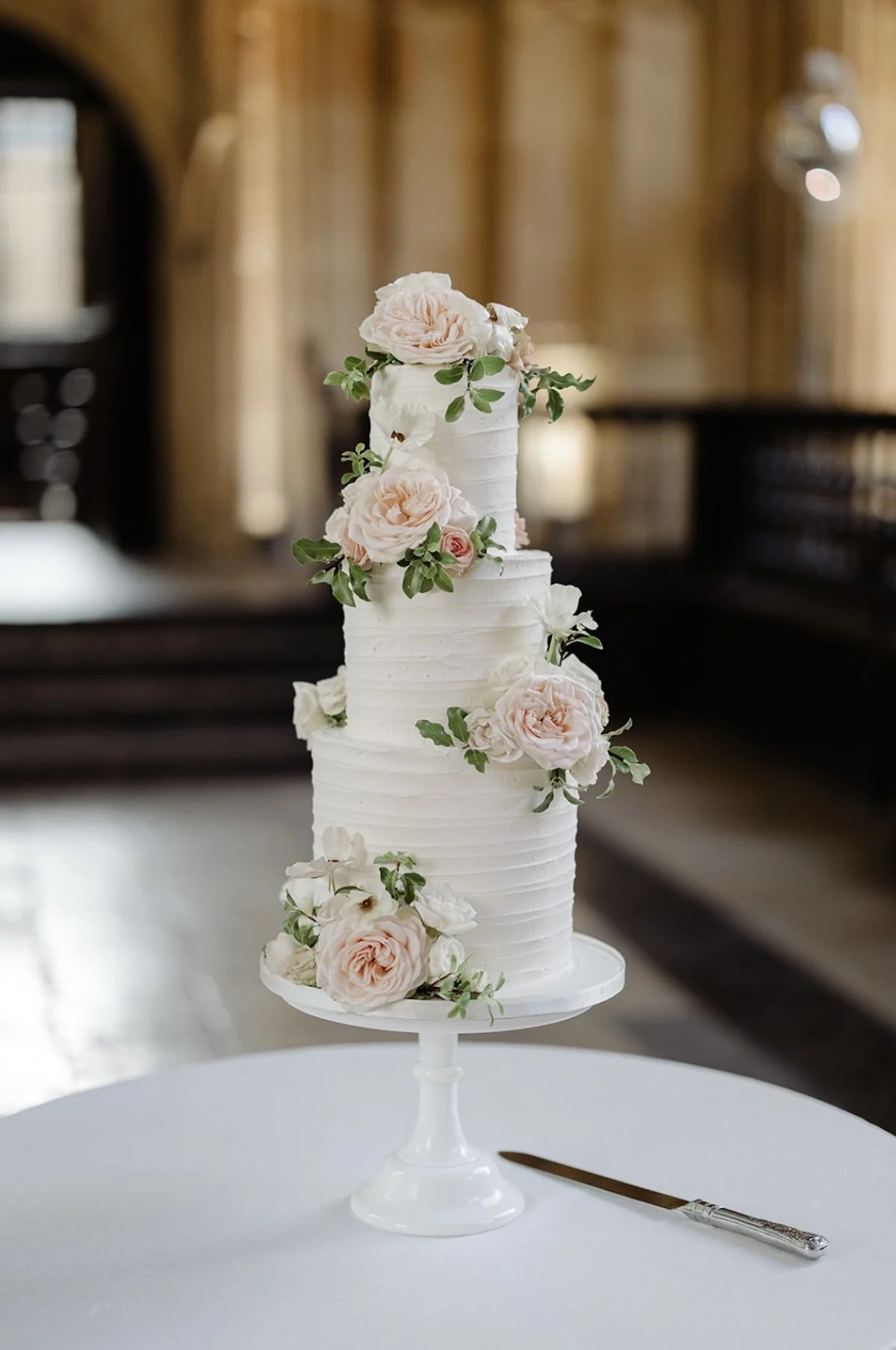 Bodleian-Library-Oxfordshire-Wedding-Cake-Aileen&Josh- 22.jpeg