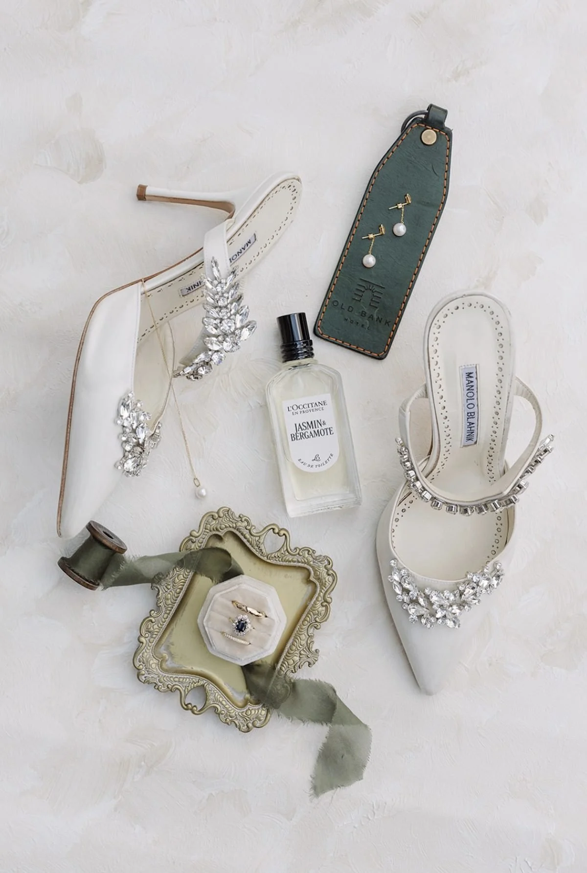 Bodleian-Library-Oxfordshire-Wedding-Shoes-Aileen&Josh- 13.jpeg