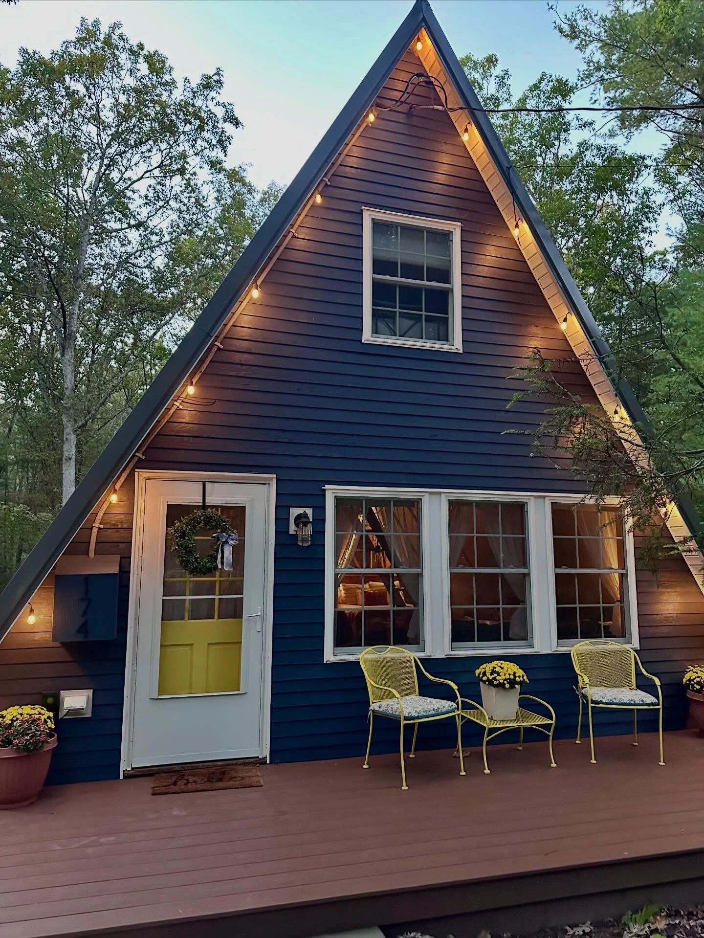 Escape to the woods at Angled Pine A-Frame 

Swipe ➡️ to explore every cozy corner - from the warm, fairy-lit interiors to the peaceful decks overlooking the forest and creek. Whether it&rsquo;s morning coffee with the sunrise or evenings by the fire