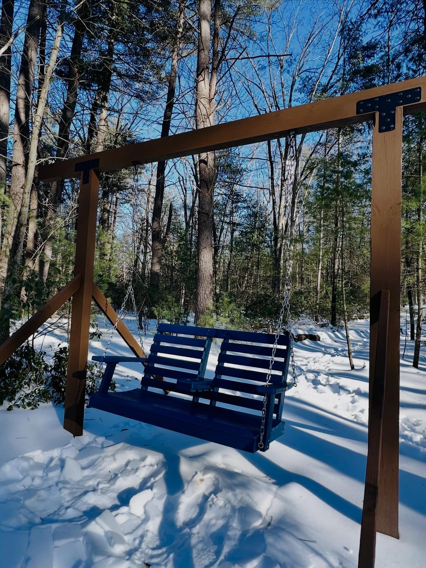 Getting ready for more of this ❄️ tomorrow, just as it was melting nicely. &ldquo;When snow falls, nature listens.&rdquo; Time to build snow angels, toast s&rsquo;mores, and let the quiet woods do their magic.

#michauxstateforest #aframecabin #Visit
