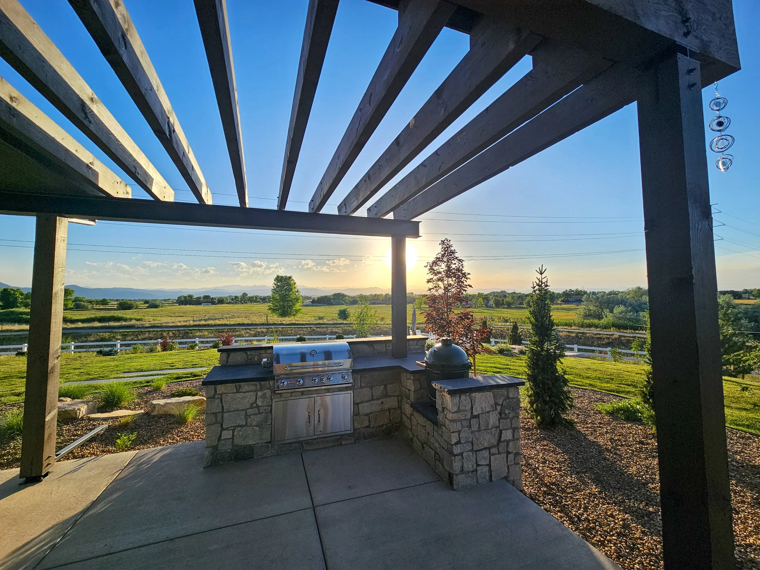 Outdoor Kitchen Design Ideas for Longmont Backyards