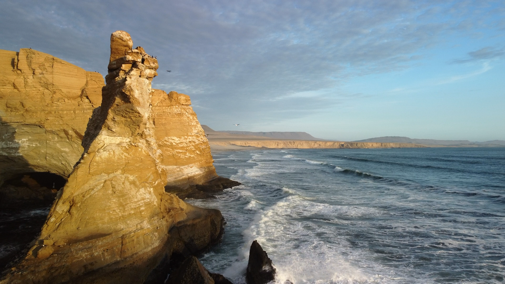 embodied-leadership-mastery-method-waves -crashing-rock.png