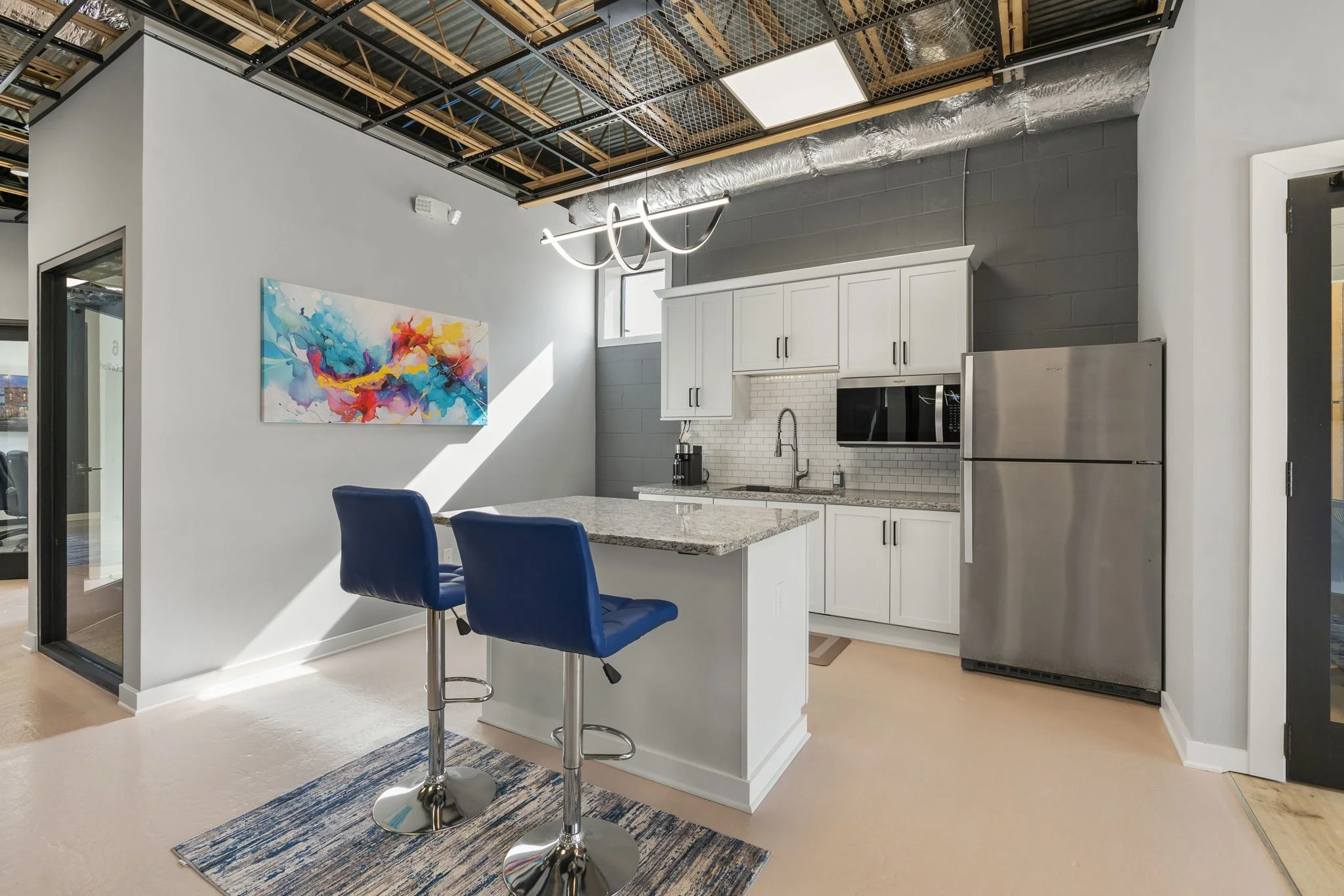 35-web-or-mls-117 S Main St interior-71.jpg