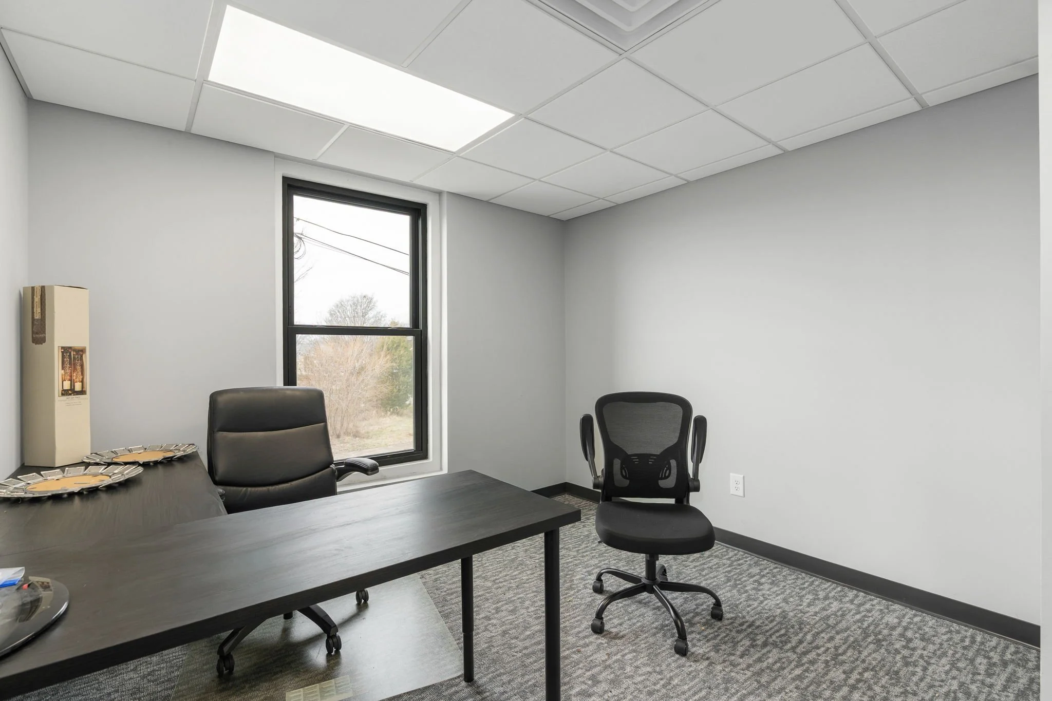 102-web-or-mls-117 S Main St interior-4.jpg